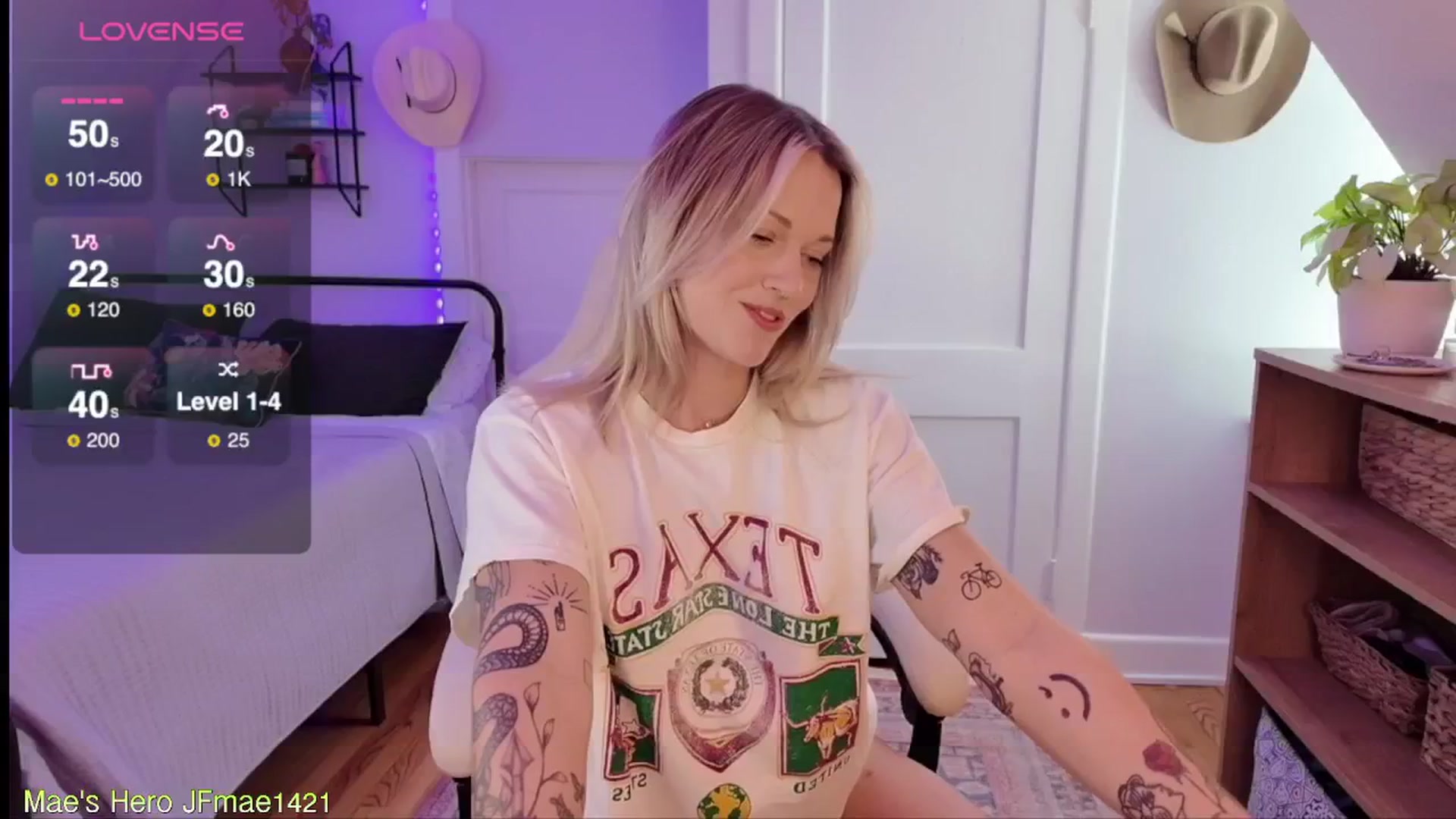 Gallery image thumbnail from ClayMae011's myfreecams stream on, 10/25/2024, 17:36 image 1 of 20