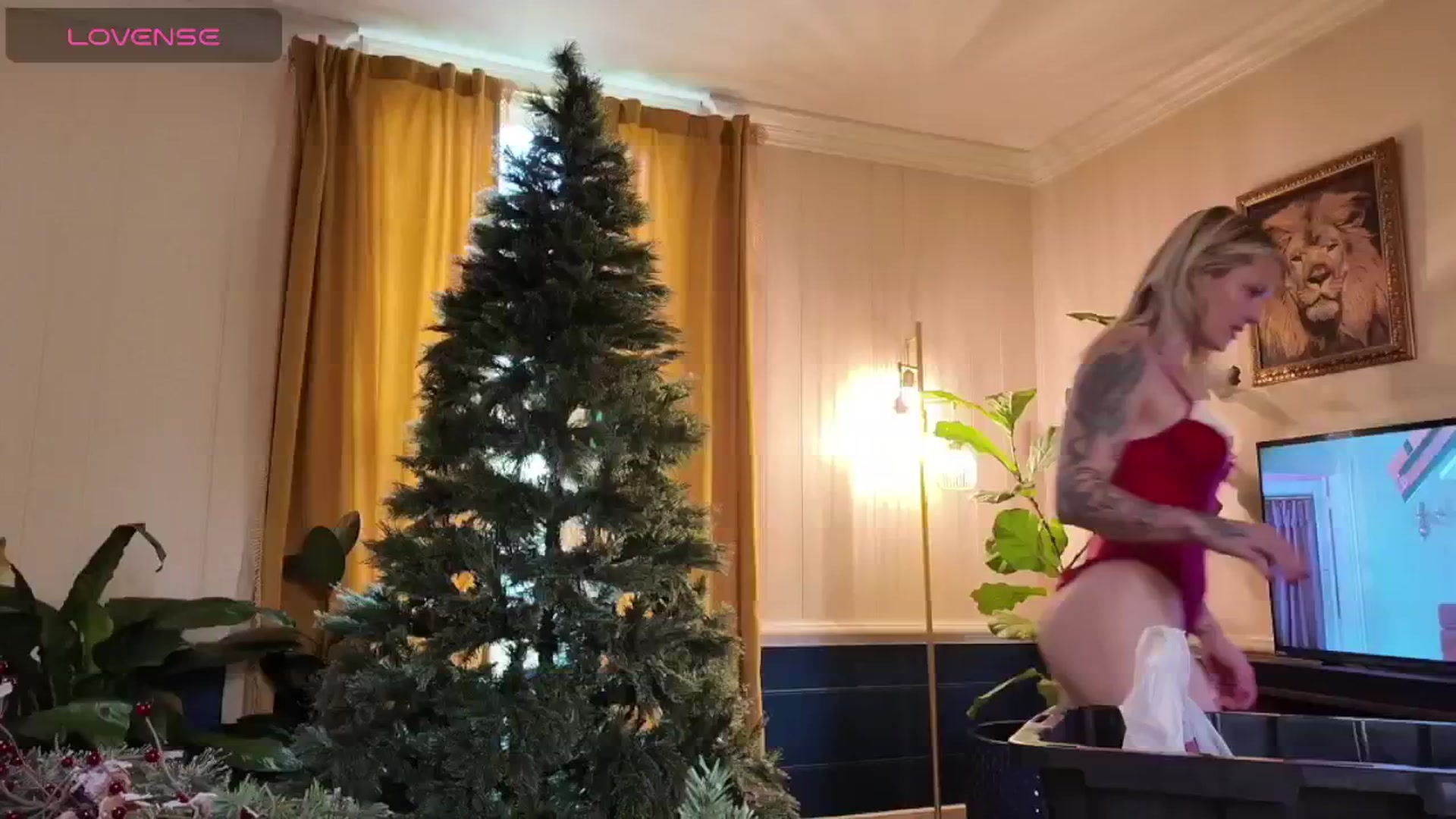 Gallery image thumbnail from ClayMae011's myfreecams stream on, 11/20/2024, 18:52 image 10 of 20