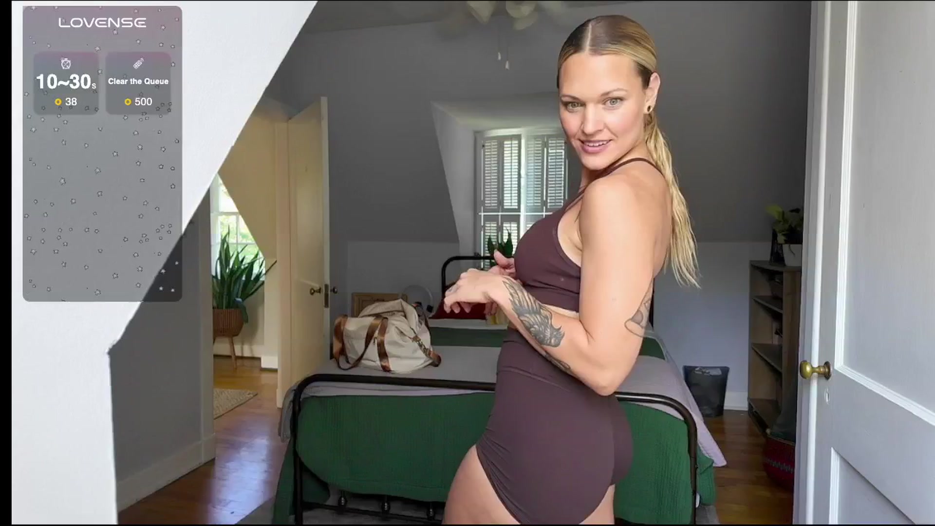 Gallery image thumbnail from ClayMae011's myfreecams stream on, 09/15/2025, 17:36 image 1 of 20