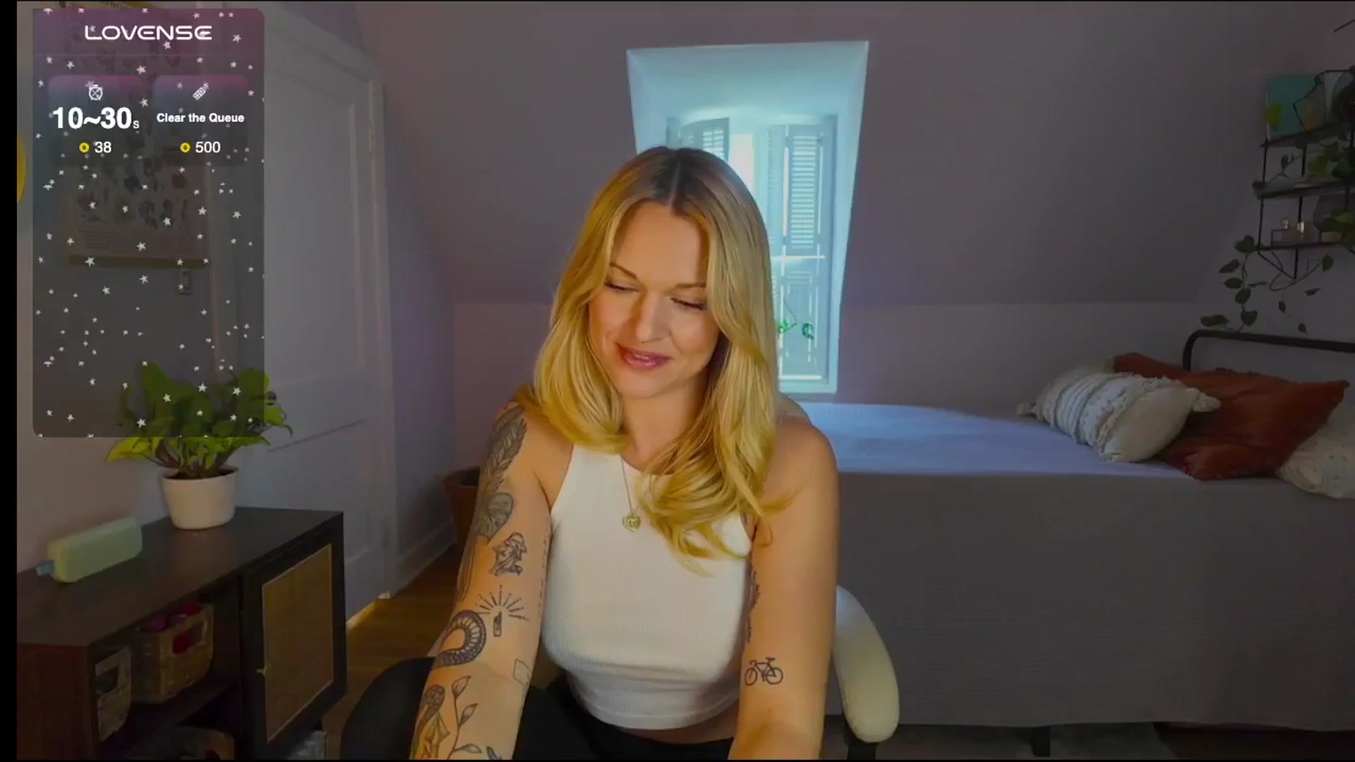 Gallery image thumbnail from ClayMae011's myfreecams stream on, 01/02/2026, 18:04 image 12 of 20