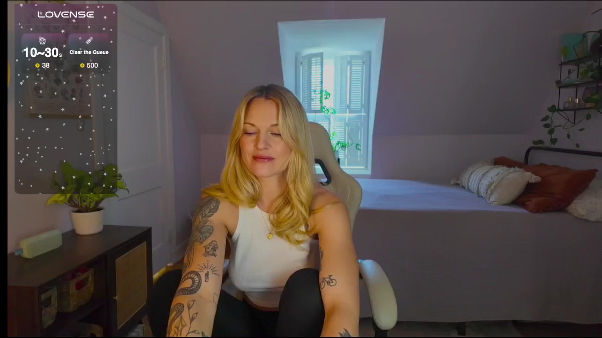 Gallery image thumbnail from ClayMae011's myfreecams stream on, 01/02/2026, 18:04 image 11 of 20