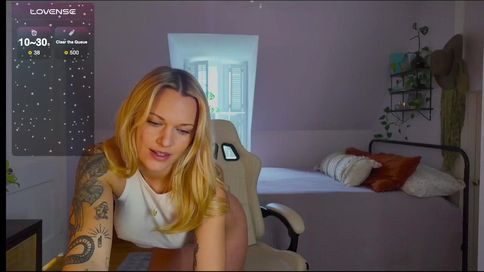 Gallery image thumbnail from ClayMae011's myfreecams stream on, 01/02/2026, 18:45 image 1 of 20