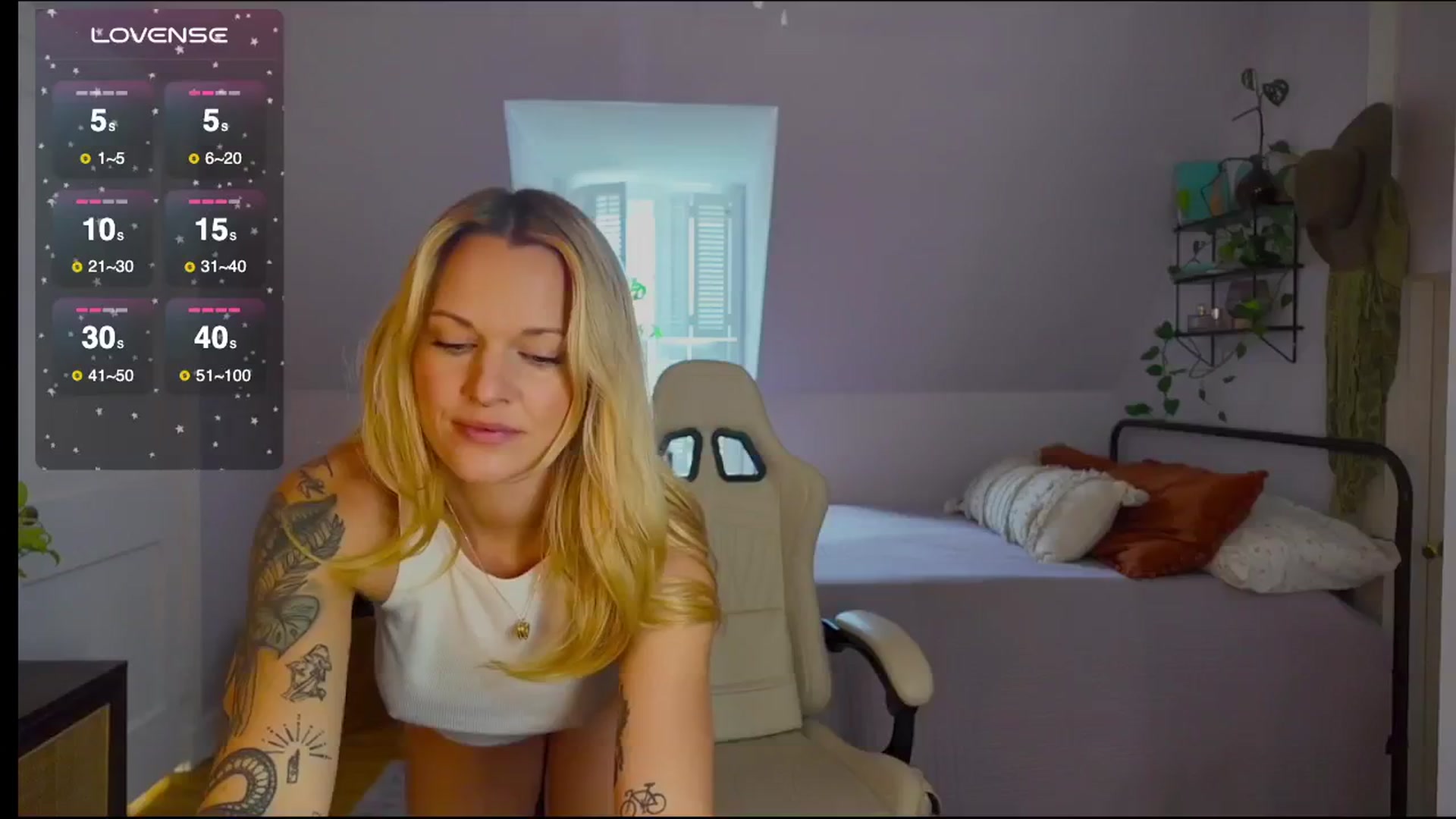 Gallery image thumbnail from ClayMae011's myfreecams stream on, 01/02/2026, 18:45 image 2 of 20