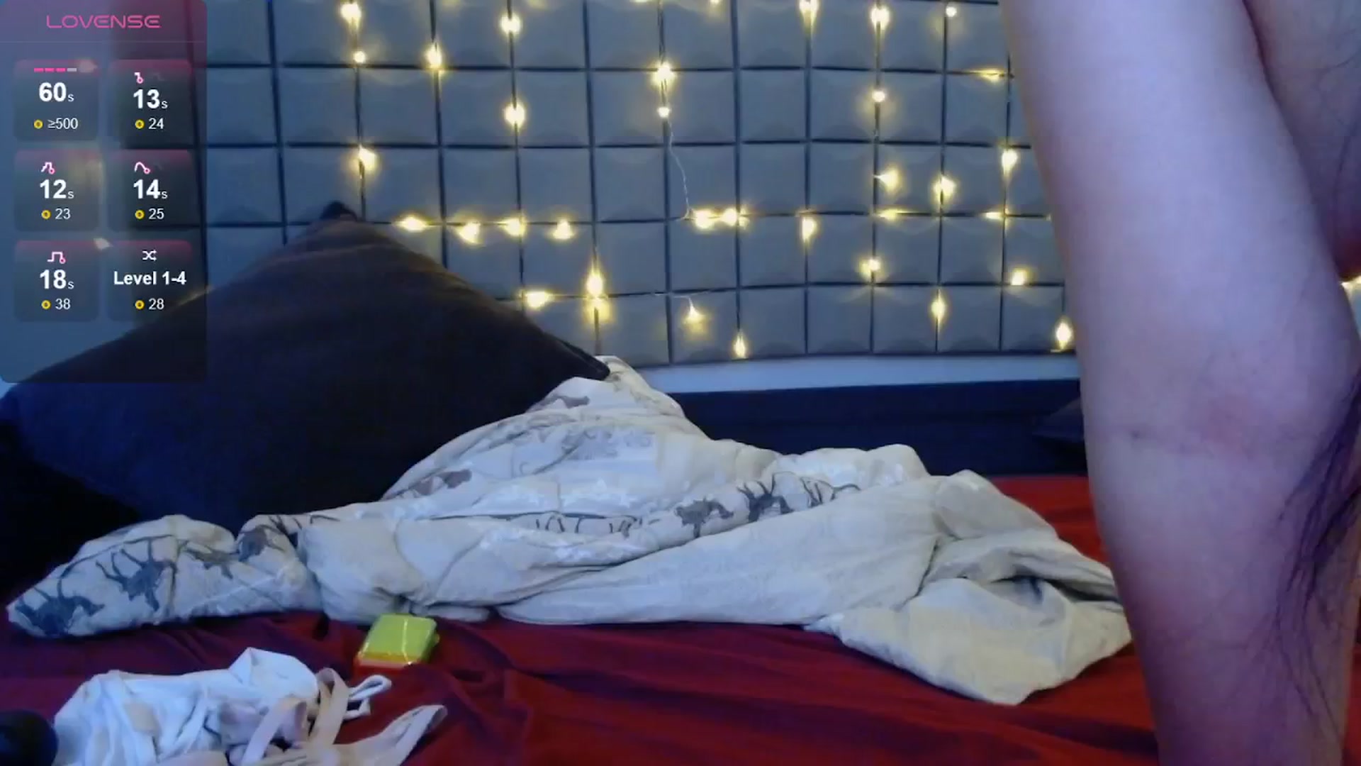 Gallery image thumbnail from Clementinena's myfreecams stream on, 05/31/2024, 11:39 image 13 of 20