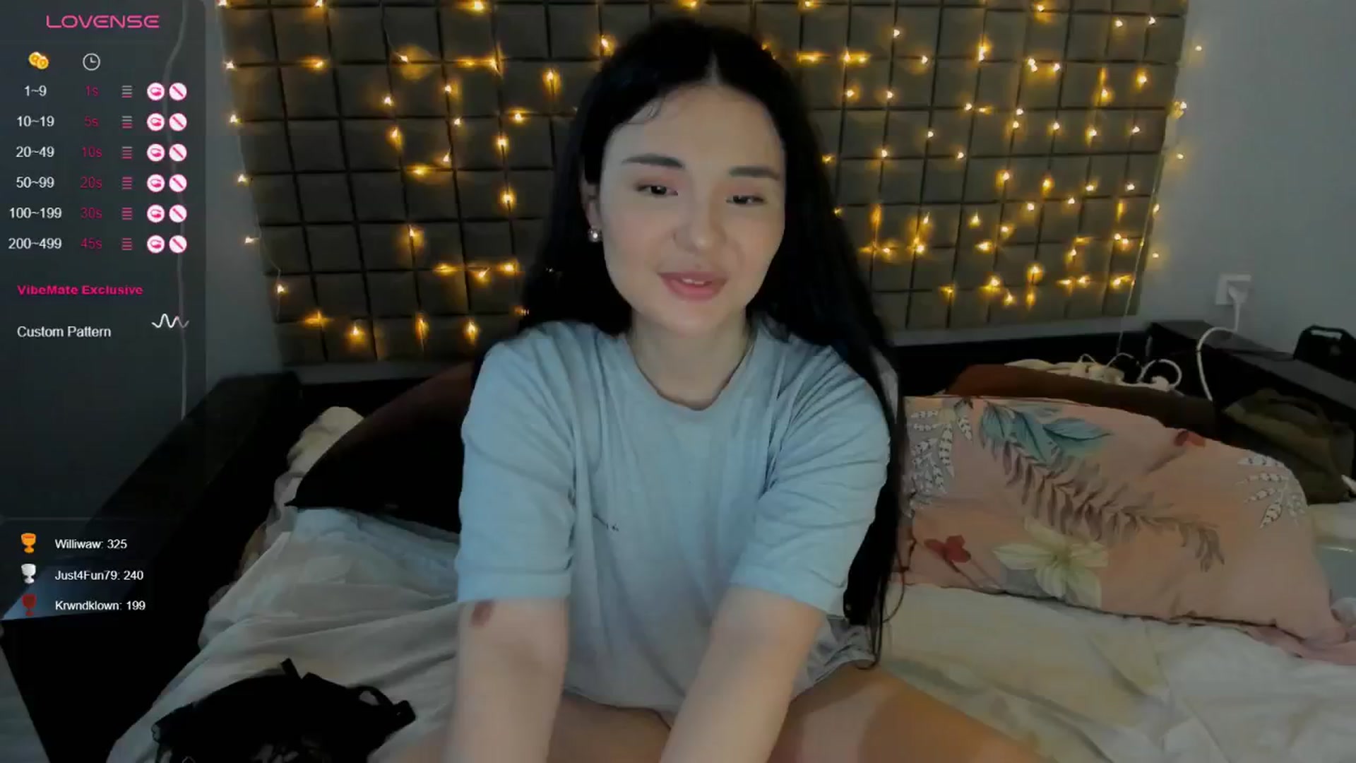 Gallery image thumbnail from Clementinena's myfreecams stream on, 06/17/2024, 08:22 image 3 of 20