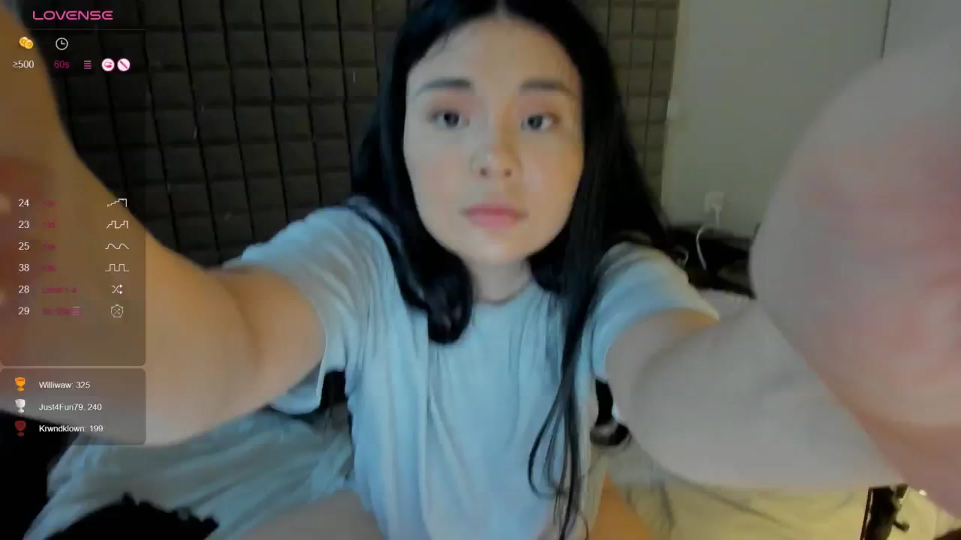 Gallery image thumbnail from Clementinena's myfreecams stream on, 06/17/2024, 08:22 image 2 of 20