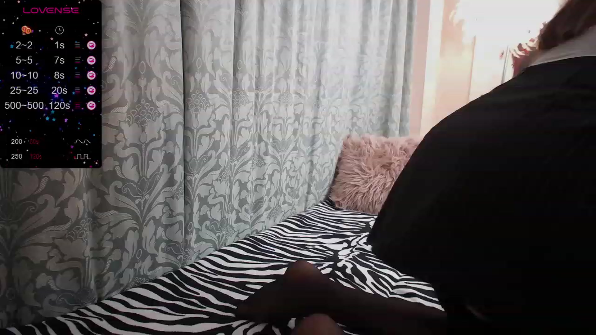 Gallery image thumbnail from Cleohoney's myfreecams stream on, 01/30/2024, 18:26 image 11 of 20