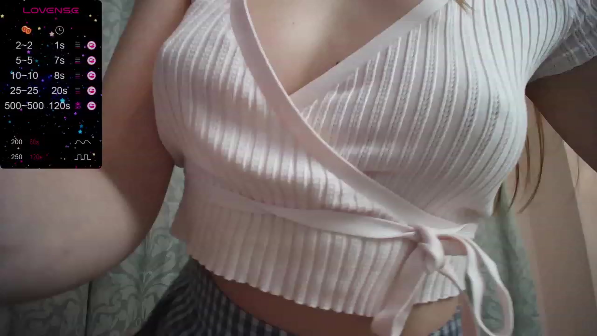 Gallery image thumbnail from Cleohoney's myfreecams stream on, 02/06/2024, 19:07 image 15 of 20