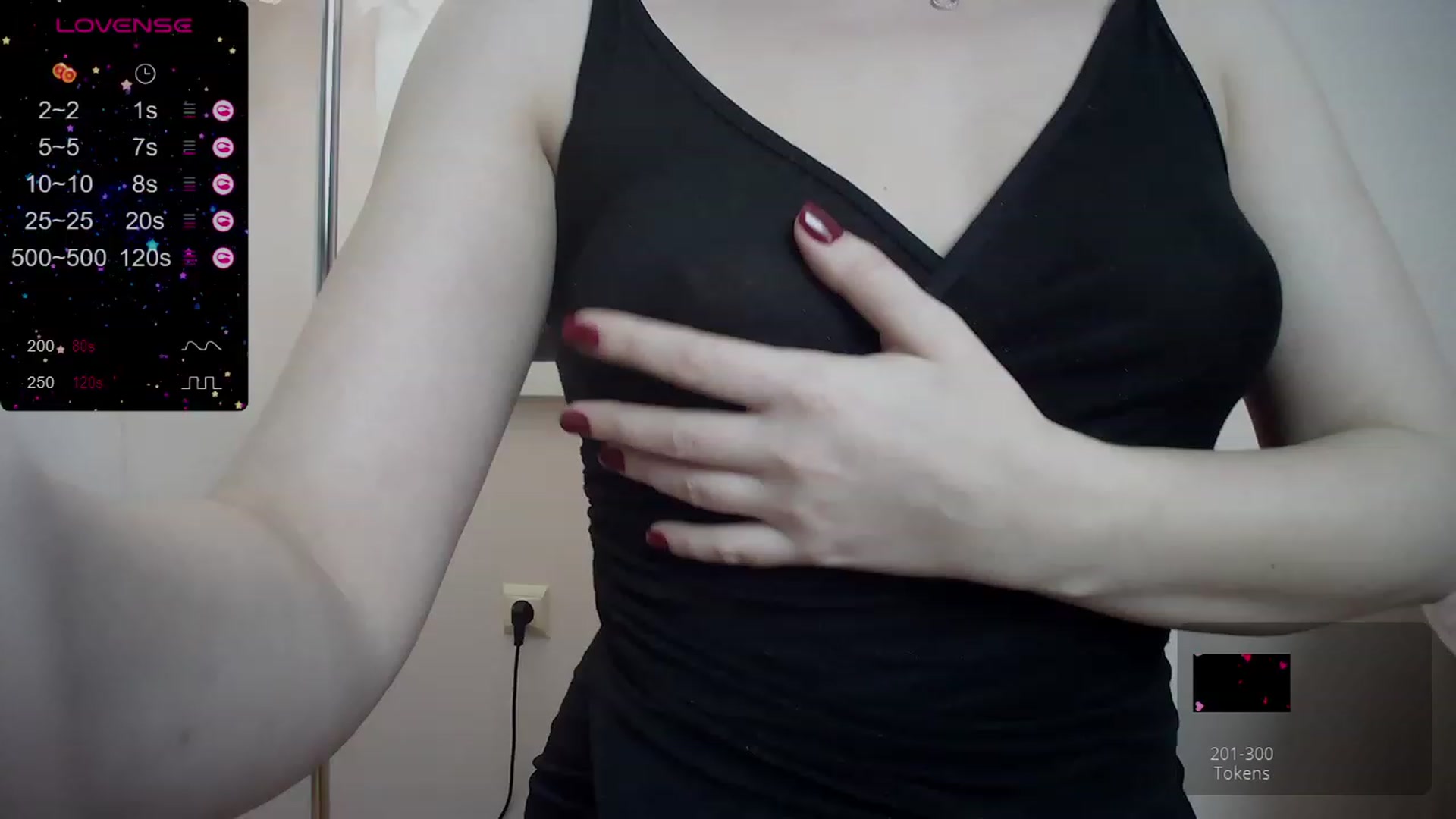 Gallery image thumbnail from Cleohoney's myfreecams stream on, 02/11/2024, 19:20 image 18 of 20