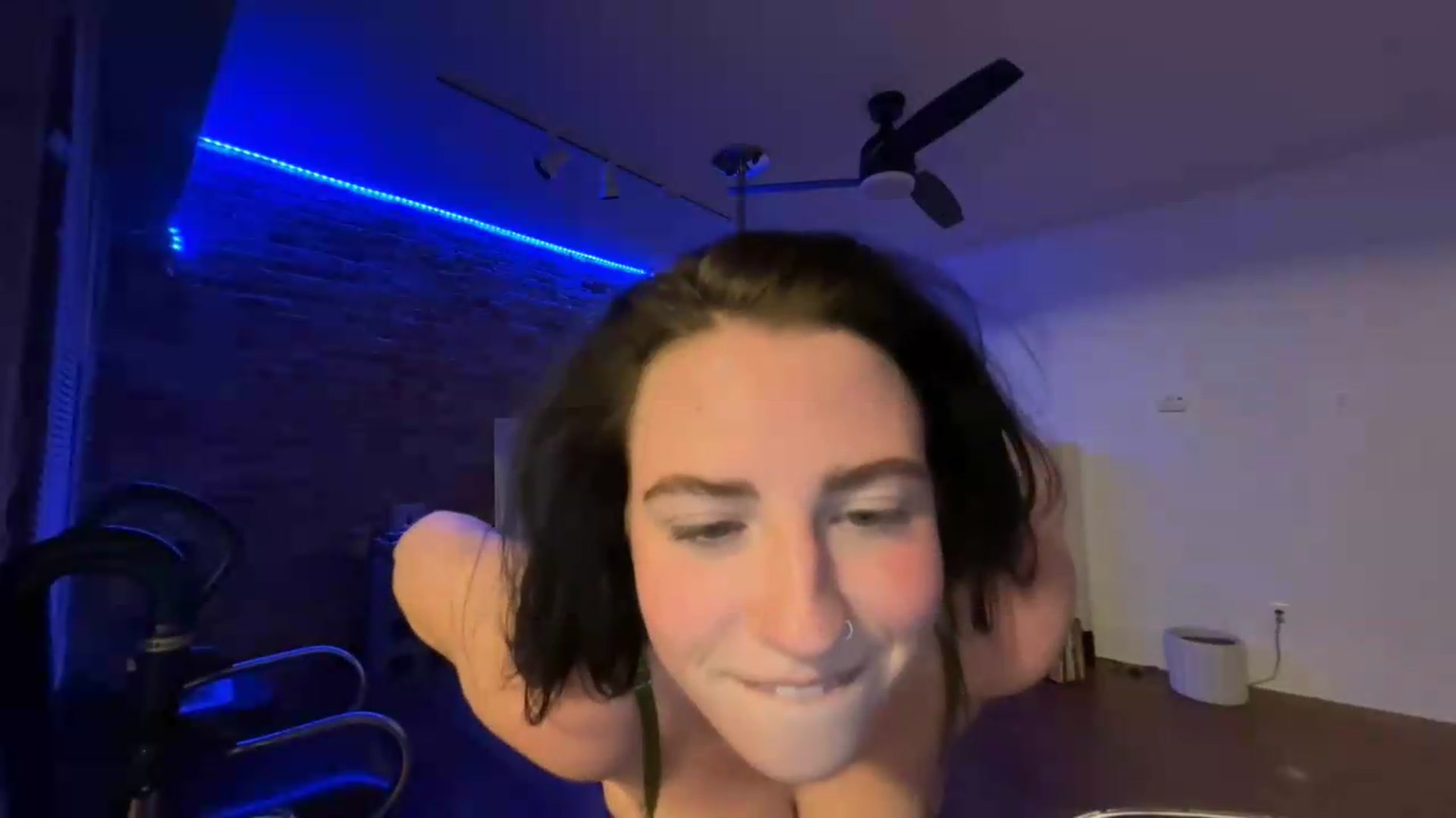 Gallery image thumbnail from Cleojuliette's myfreecams stream on, 07/16/2026, 08:17 image 16 of 20