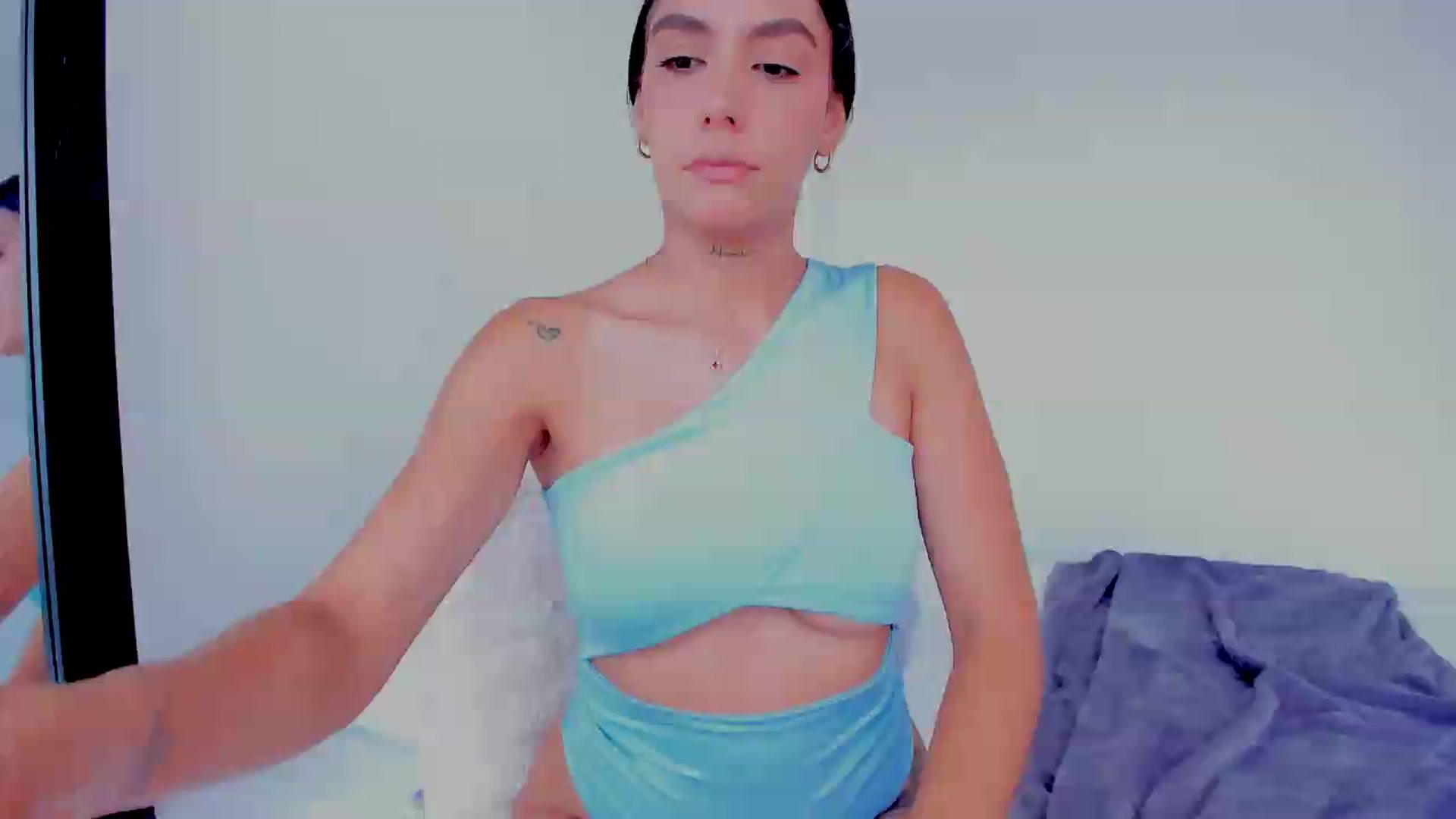 Gallery image thumbnail from Cleoo's myfreecams stream on, 07/10/2026, 17:42 image 7 of 20