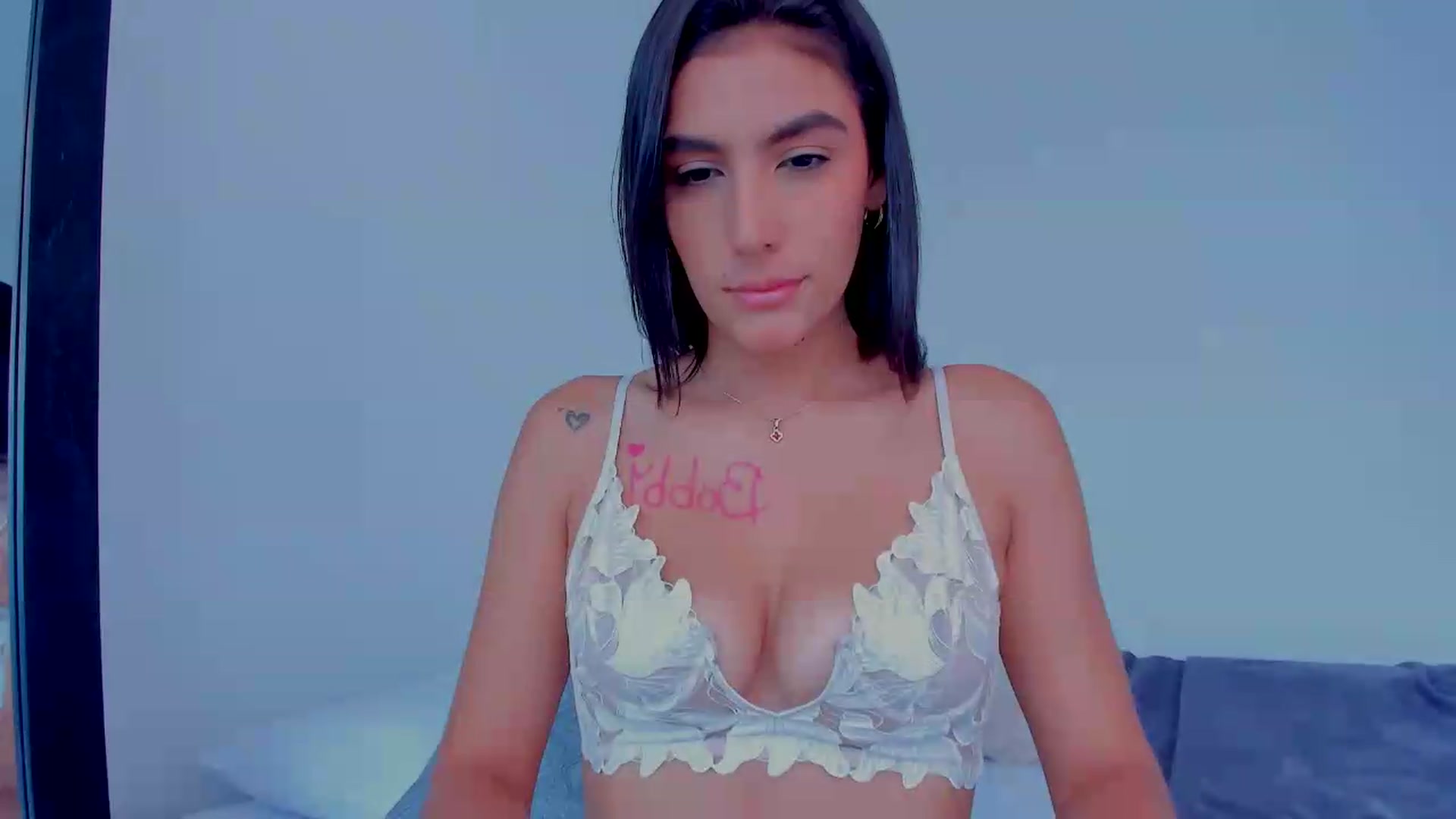 Gallery image thumbnail from Cleoo's myfreecams stream on, 07/11/2026, 19:03 image 5 of 20