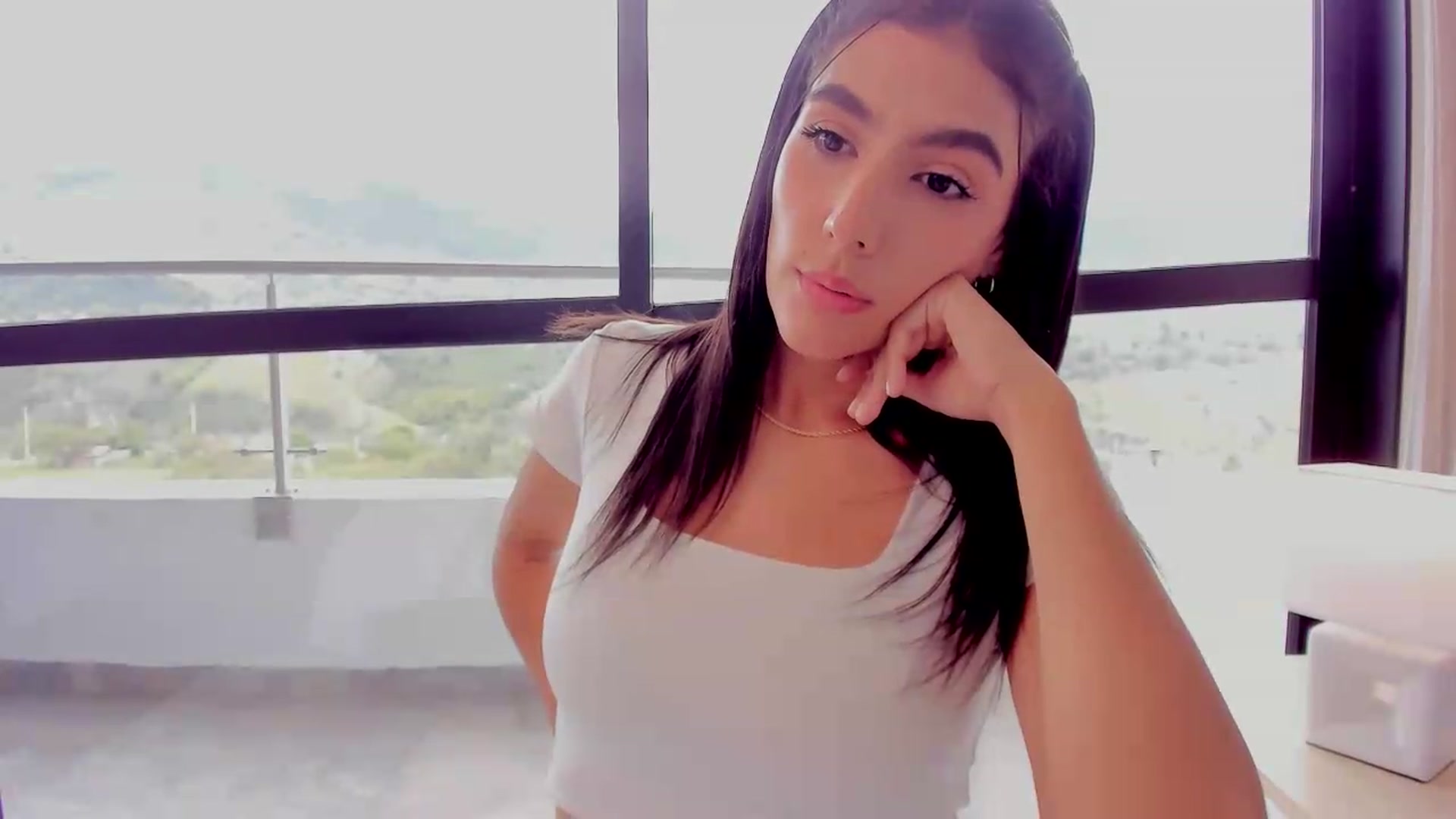 Gallery image thumbnail from Cleoo's myfreecams stream on, 07/16/2026, 21:31 image 7 of 20