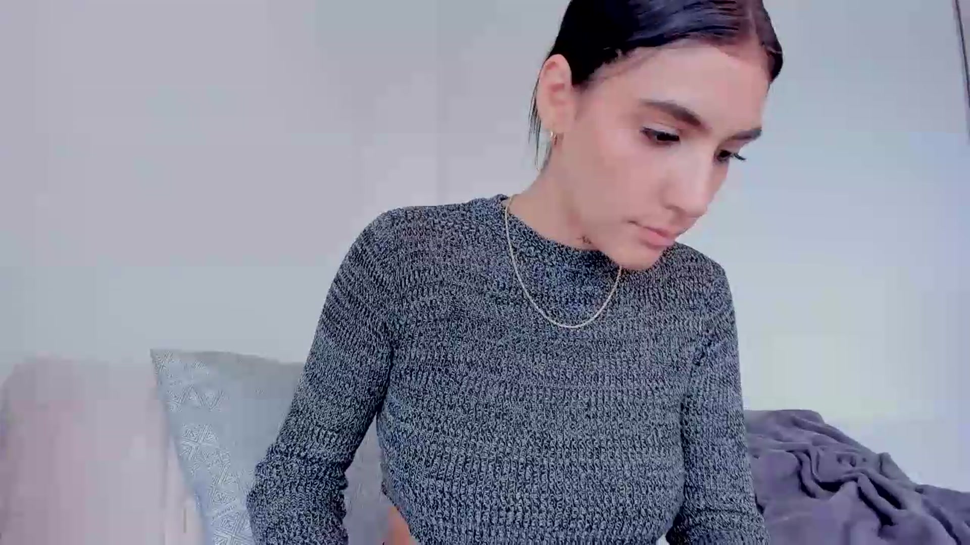 Gallery image thumbnail from Cleoo's myfreecams stream on, 07/17/2026, 20:38 image 16 of 20