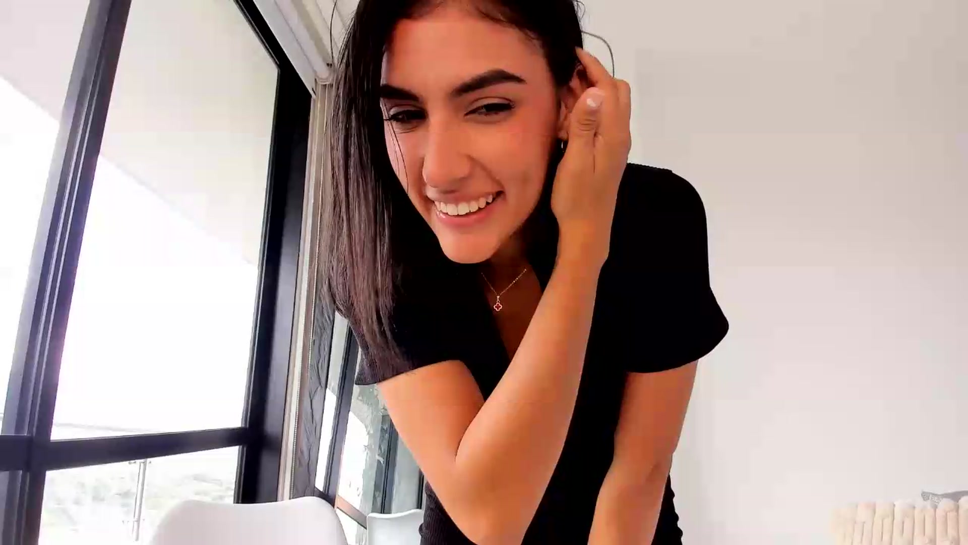 Gallery image thumbnail from Cleoo's myfreecams stream on, 08/01/2026, 19:45 image 20 of 20