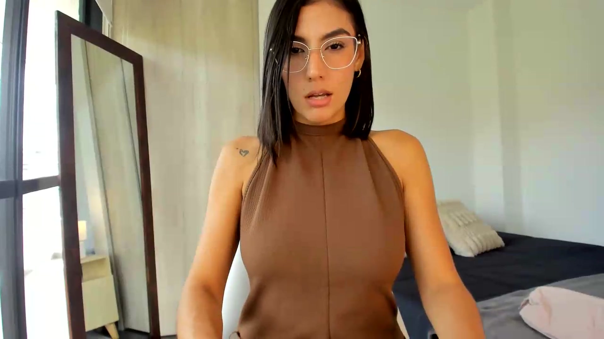 Gallery image thumbnail from Cleoo's myfreecams stream on, 08/26/2026, 19:41 image 20 of 20