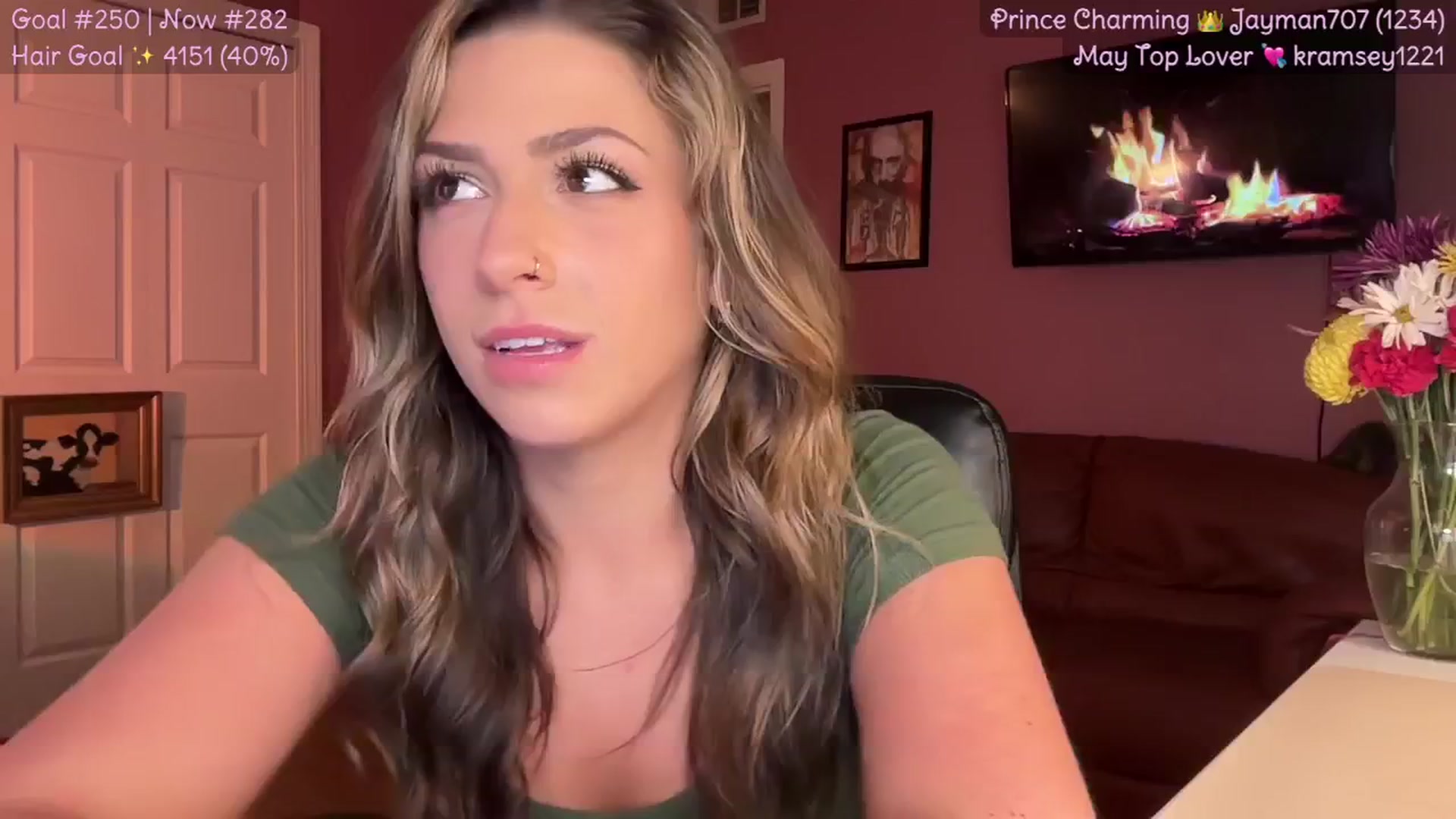 Gallery image thumbnail from Clever_K's myfreecams stream on, 05/07/2025, 05:51 image 4 of 20