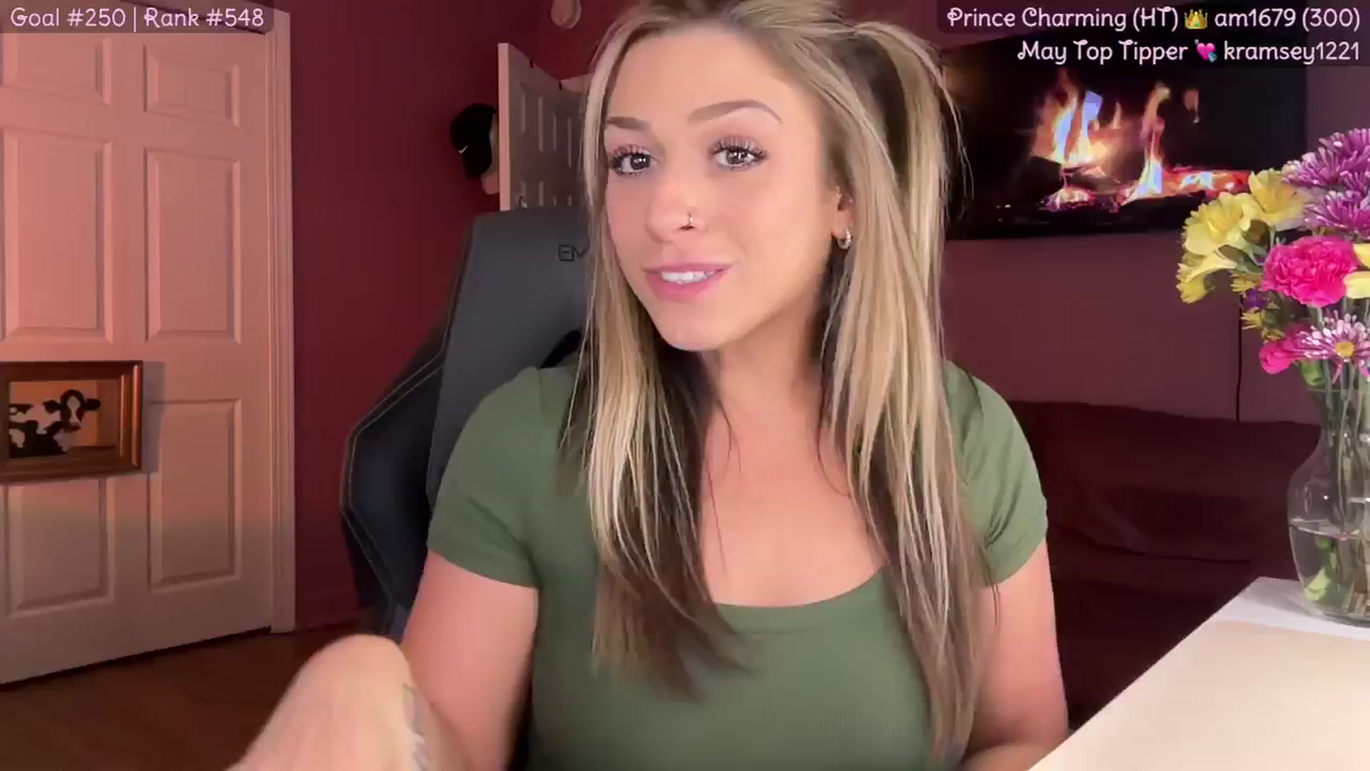 Gallery image thumbnail from Clever_K's myfreecams stream on, 05/15/2025, 06:42 image 4 of 20