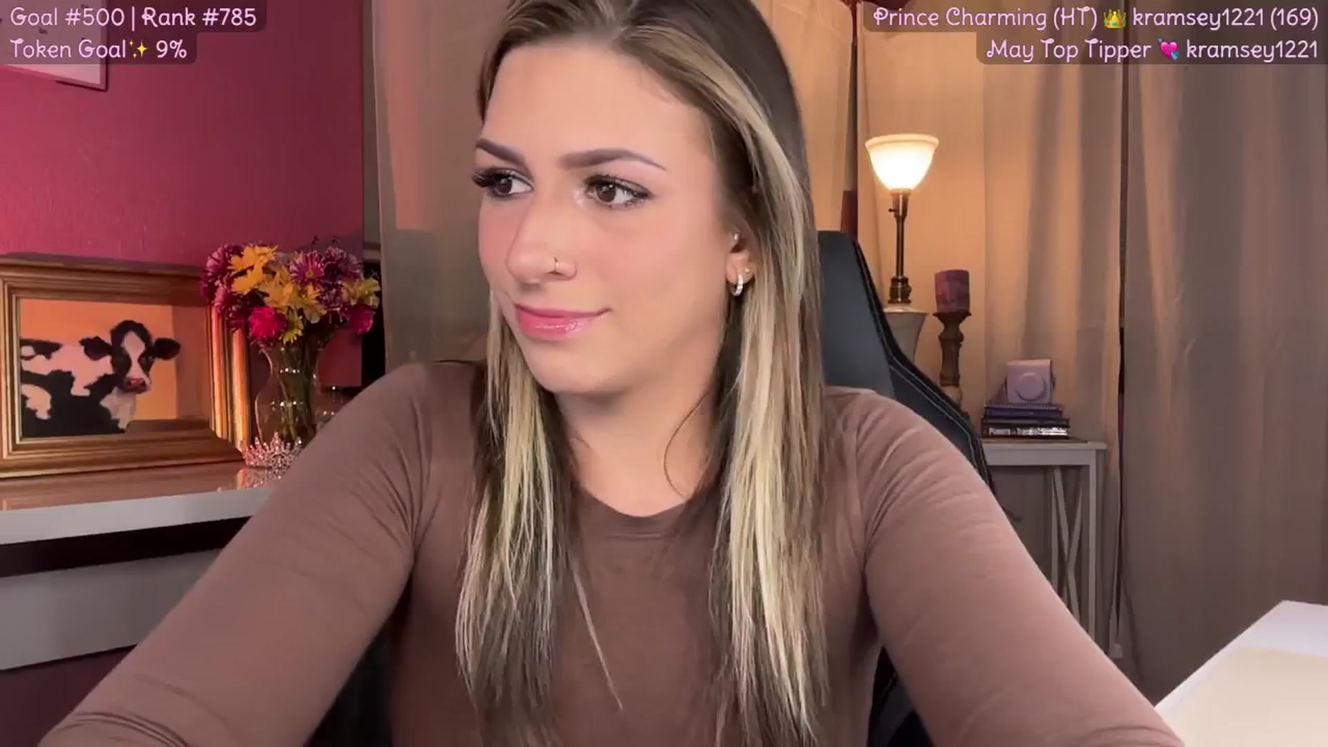 Gallery image thumbnail from Clever_K's myfreecams stream on, 05/21/2025, 06:38 image 14 of 20