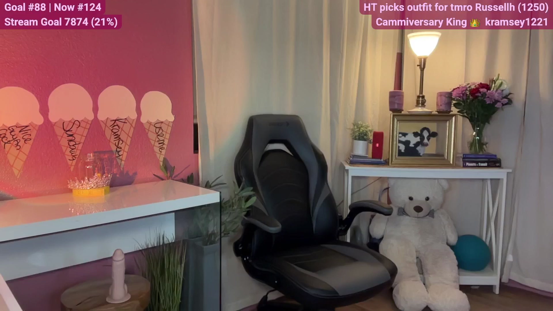 Gallery image thumbnail from Clever_K's myfreecams stream on, 06/09/2025, 07:42 image 8 of 20