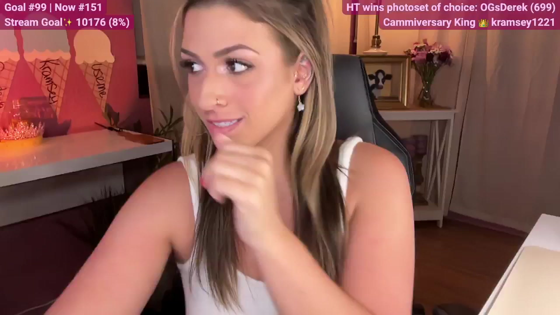 Gallery image thumbnail from Clever_K's myfreecams stream on, 06/16/2025, 05:41 image 3 of 20