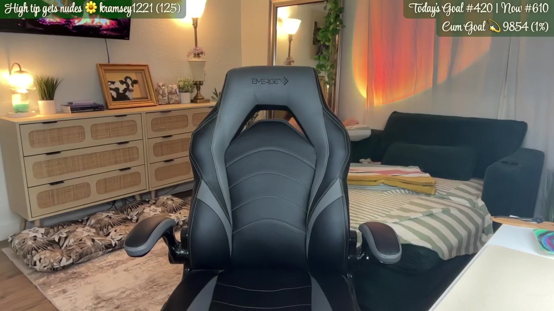 Gallery image thumbnail from Clever_K's myfreecams stream on, 07/15/2025, 05:43 image 5 of 20