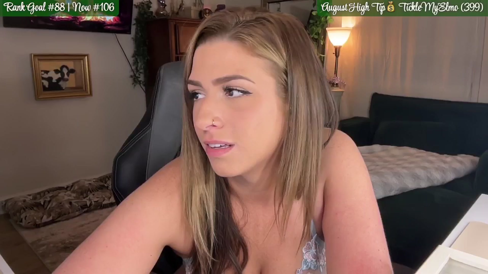 Gallery image thumbnail from Clever_K's myfreecams stream on, 08/01/2025, 09:35 image 12 of 20
