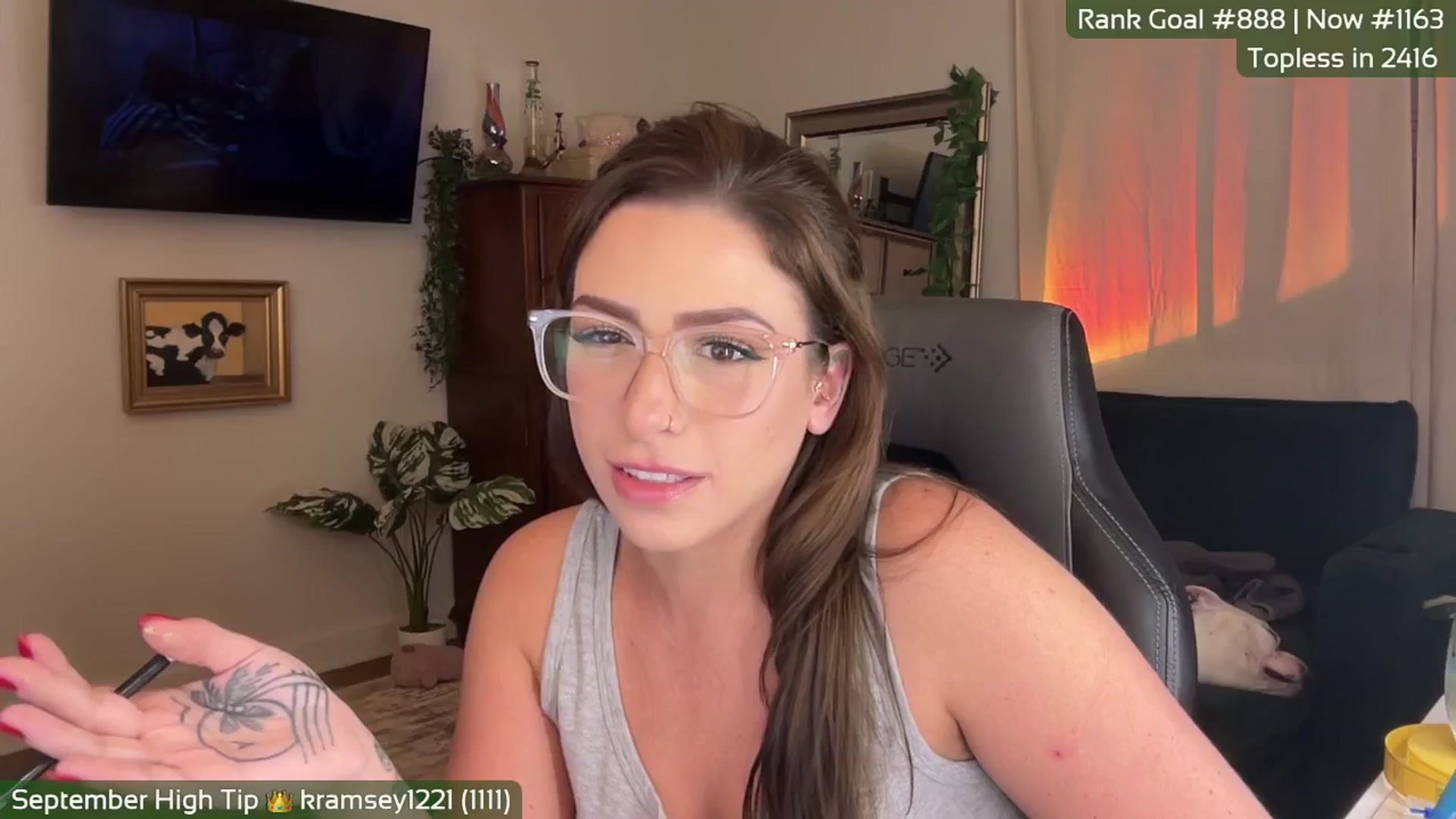 Gallery image thumbnail from Clever_K's myfreecams stream on, 09/06/2025, 07:39 image 12 of 20