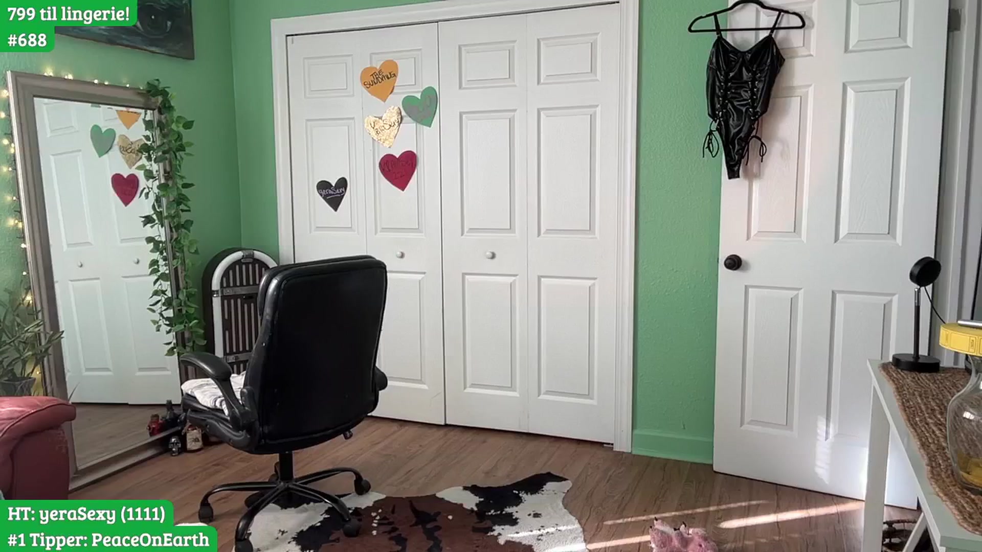 Gallery image thumbnail from Cleverrr_K's myfreecams stream on, 11/09/2024, 20:42 image 13 of 20