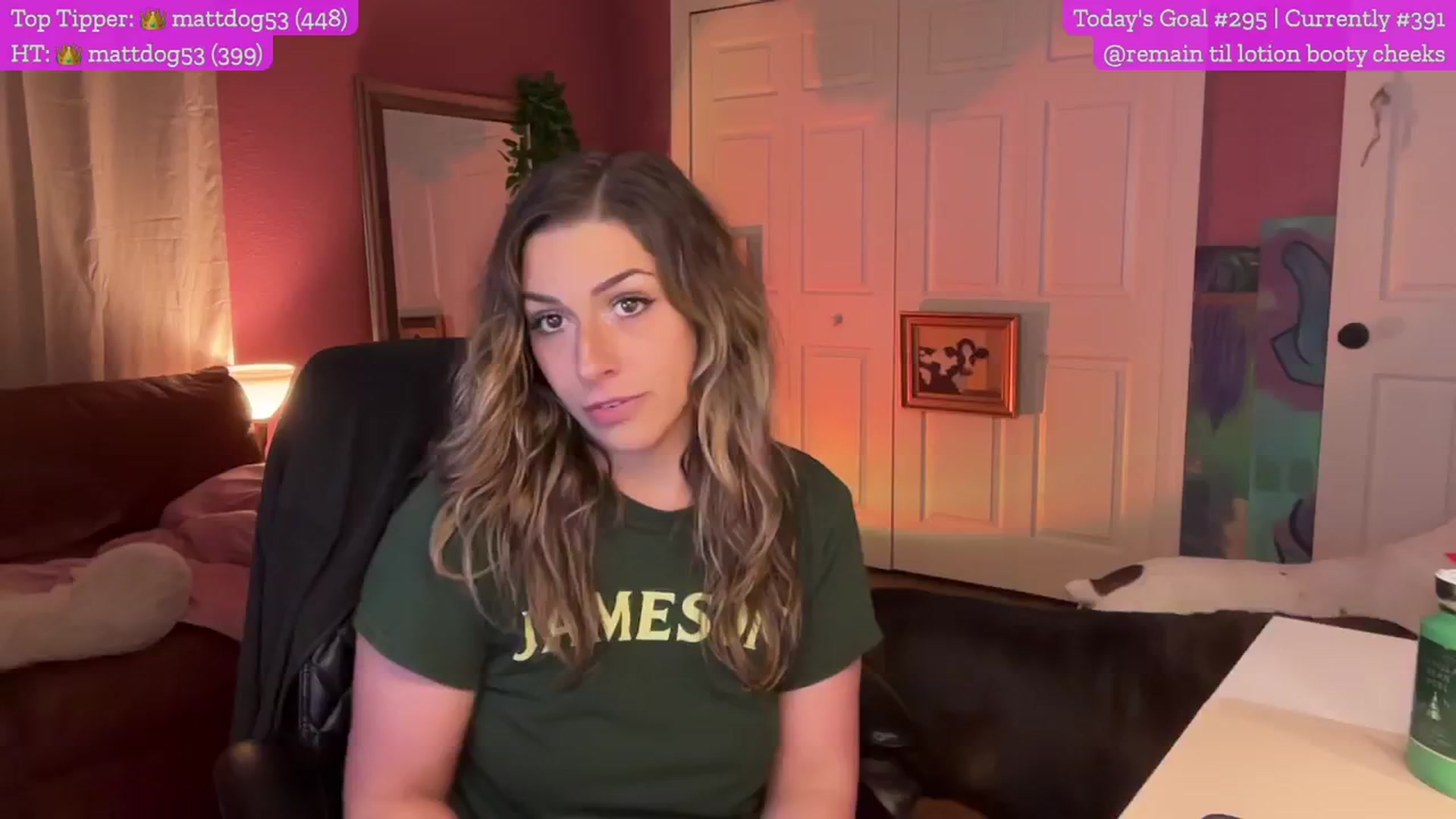 Gallery image thumbnail from Cleverrr_K's myfreecams stream on, 01/20/2025, 03:20 image 13 of 20