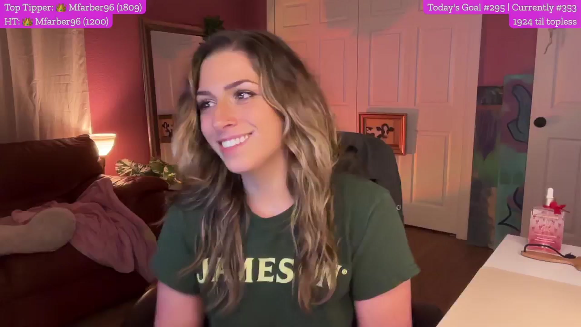 Gallery image thumbnail from Cleverrr_K's myfreecams stream on, 01/20/2025, 08:09 image 5 of 20