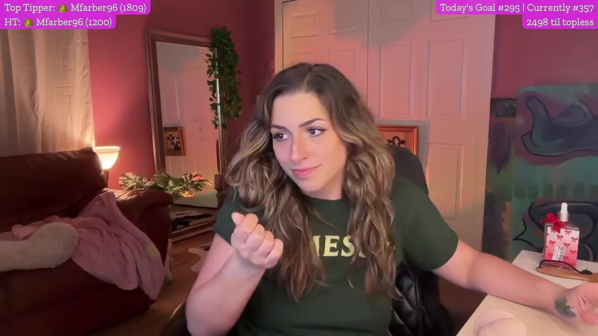Gallery image thumbnail from Cleverrr_K's myfreecams stream on, 01/20/2025, 08:09 image 1 of 20