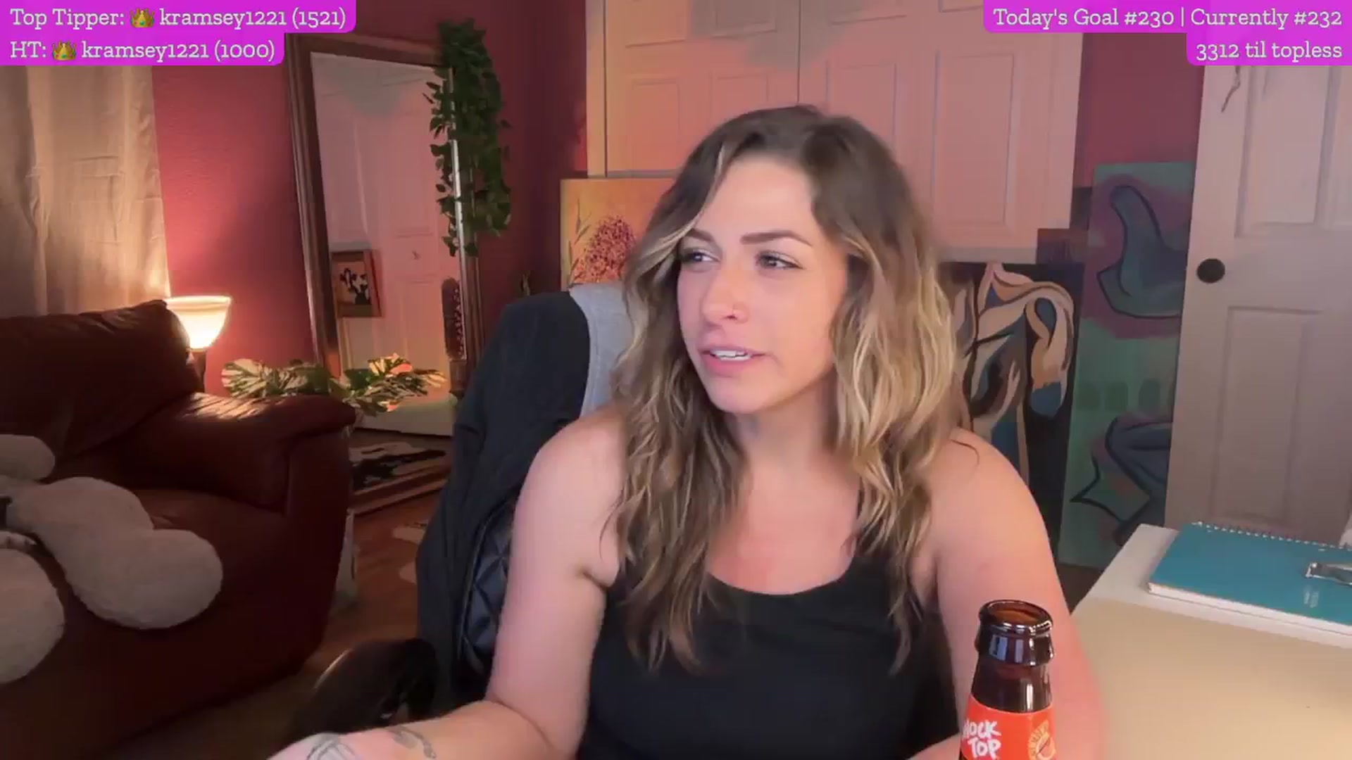 Gallery image thumbnail from Cleverrr_K's myfreecams stream on, 01/22/2025, 05:31 image 17 of 20