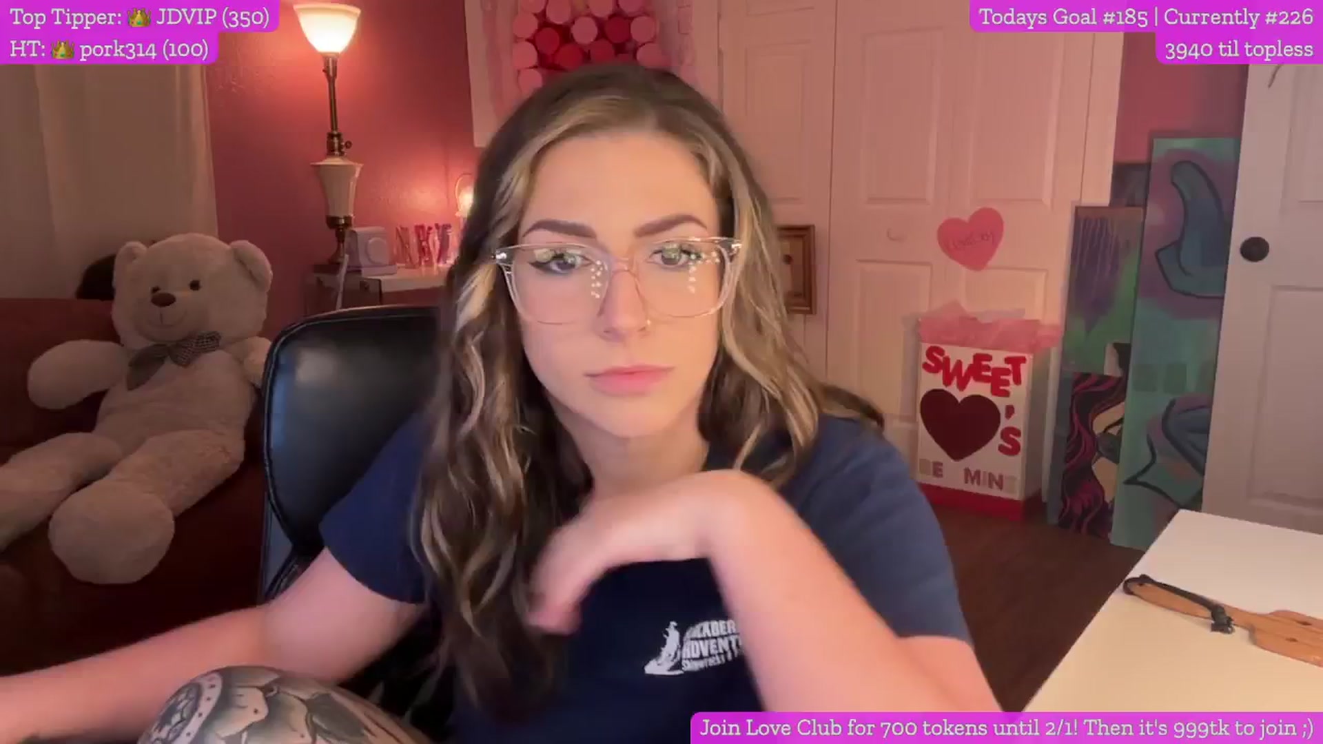 Gallery image thumbnail from Cleverrr_K's myfreecams stream on, 01/30/2025, 06:38 image 9 of 20