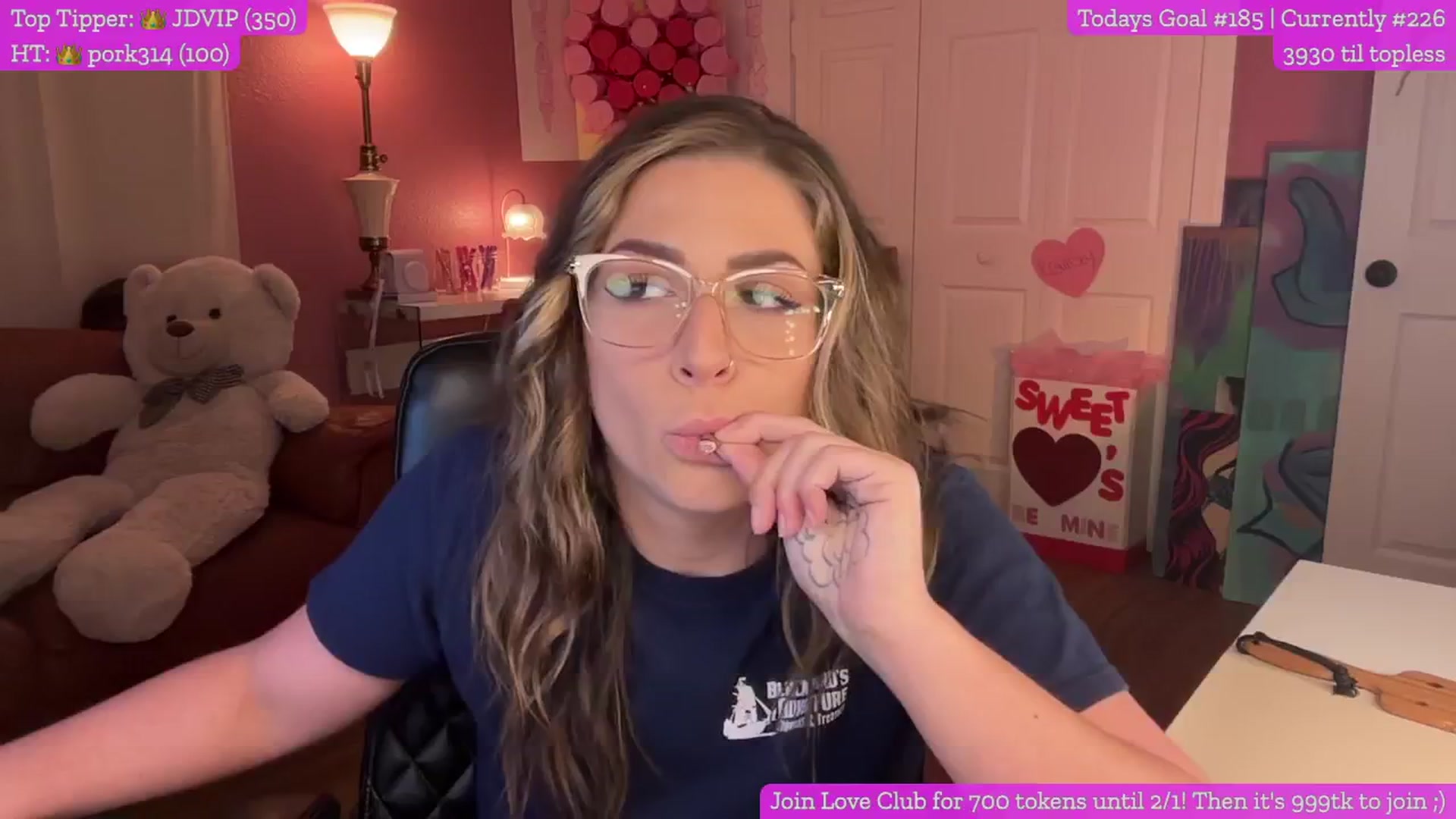 Gallery image thumbnail from Cleverrr_K's myfreecams stream on, 01/30/2025, 06:38 image 14 of 20