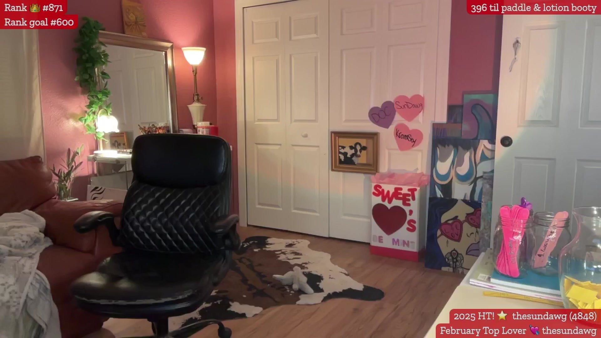 Gallery image thumbnail from Cleverrr_K's myfreecams stream on, 02/06/2025, 02:42 image 12 of 20