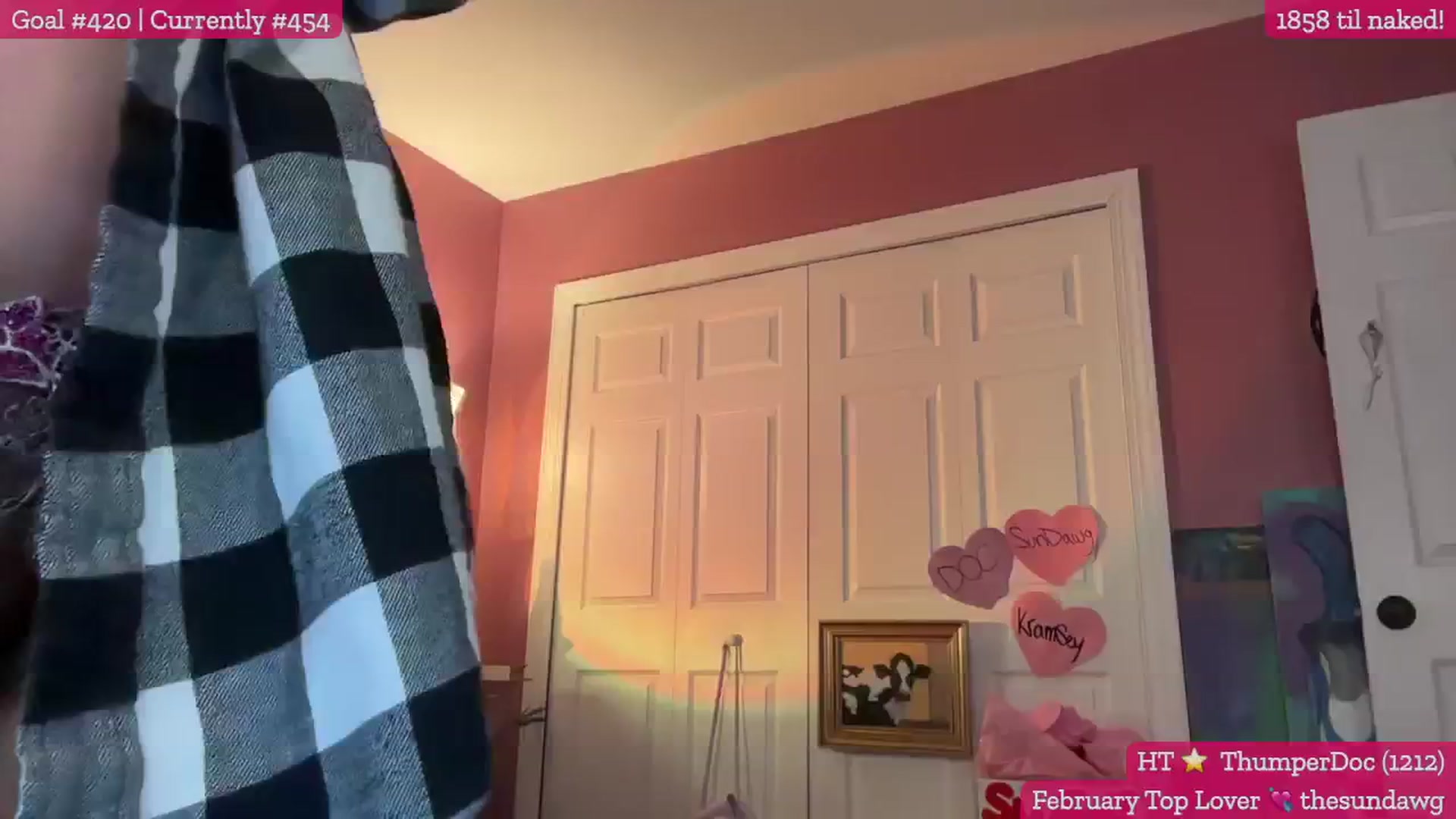 Gallery image thumbnail from Cleverrr_K's myfreecams stream on, 02/19/2025, 06:35 image 18 of 20