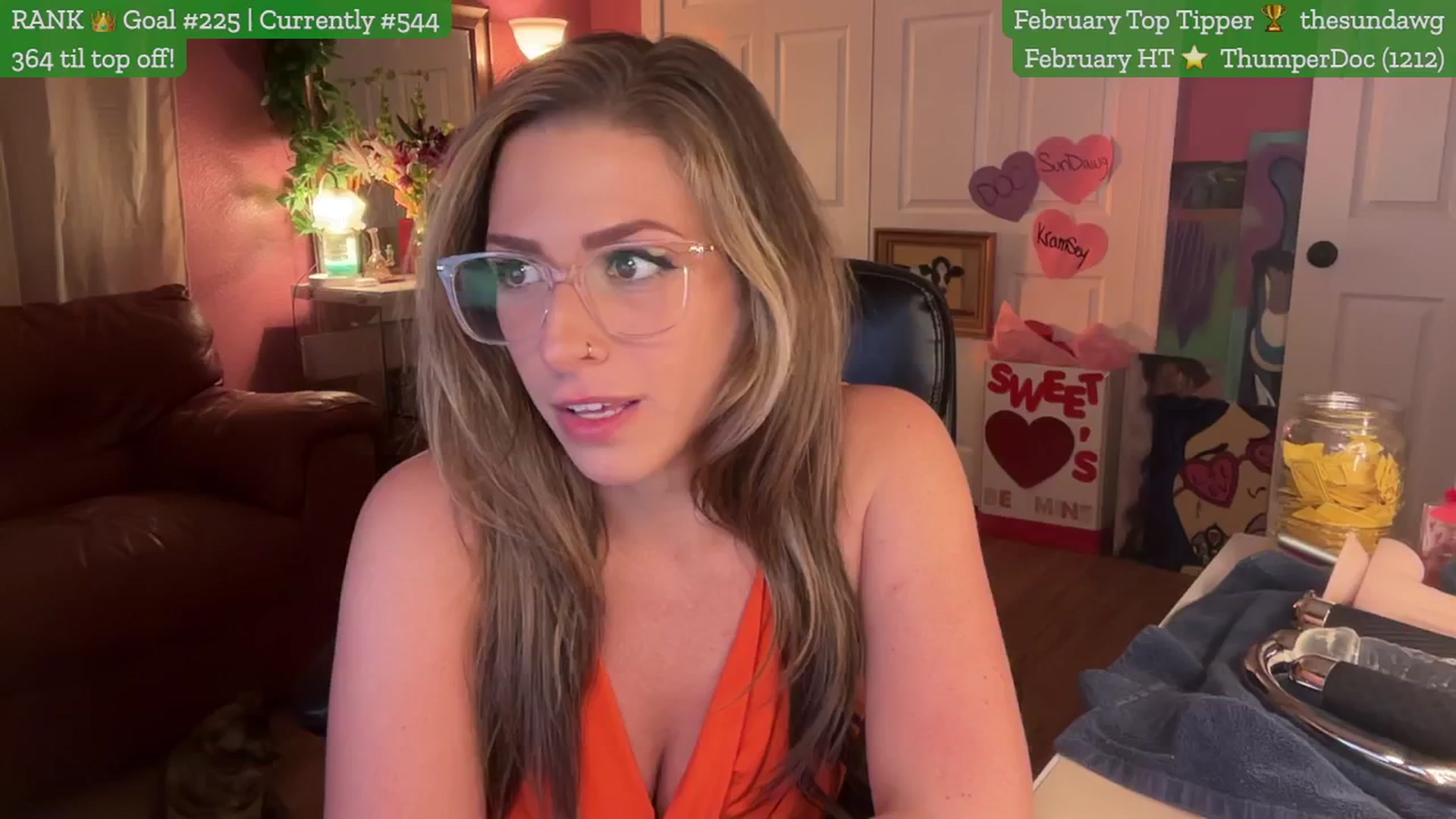 Gallery image thumbnail from Cleverrr_K's myfreecams stream on, 02/27/2025, 02:55 image 4 of 20