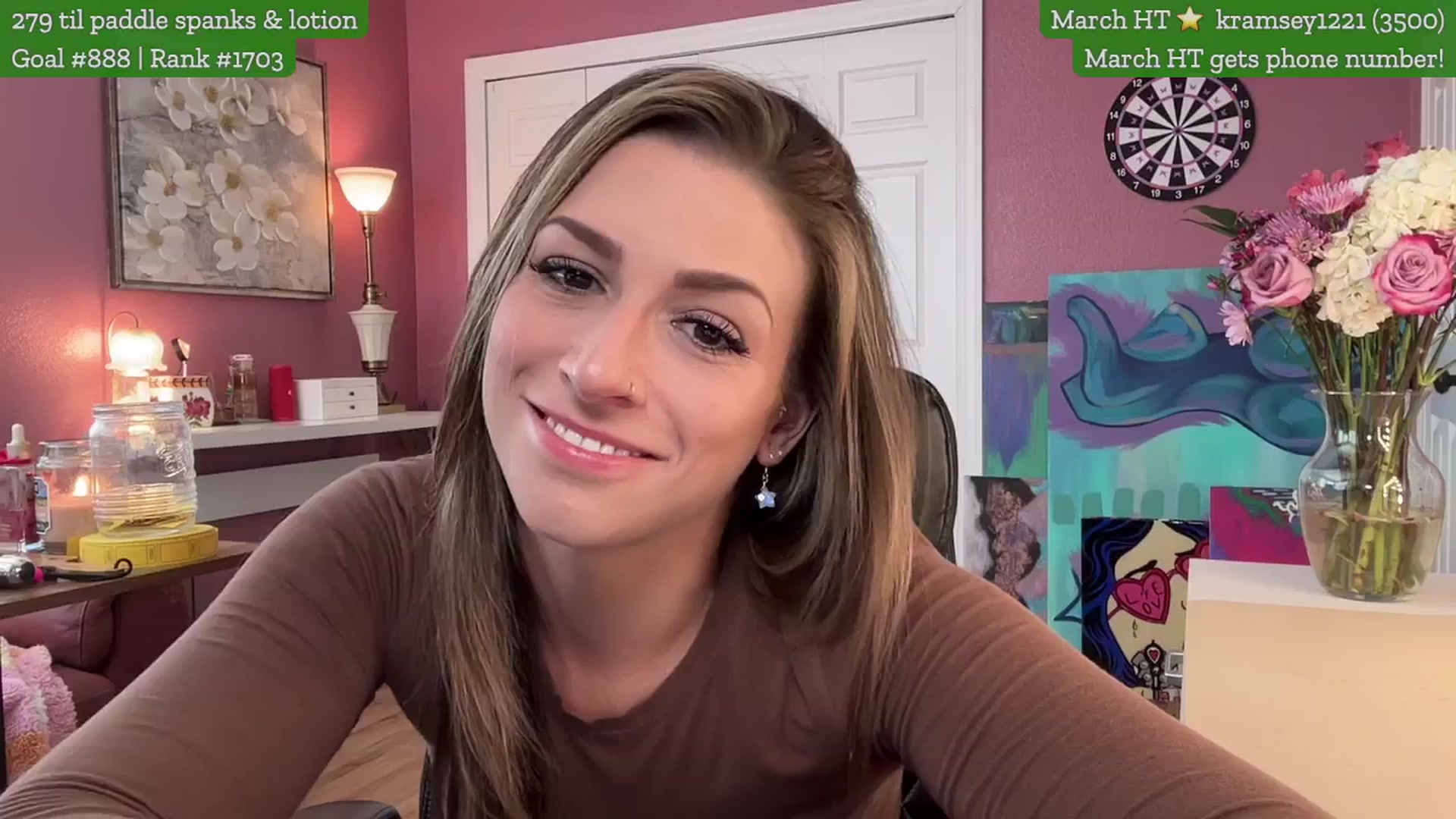 Gallery image thumbnail from Cleverrr_K's myfreecams stream on, 03/19/2025, 22:38 image 2 of 20