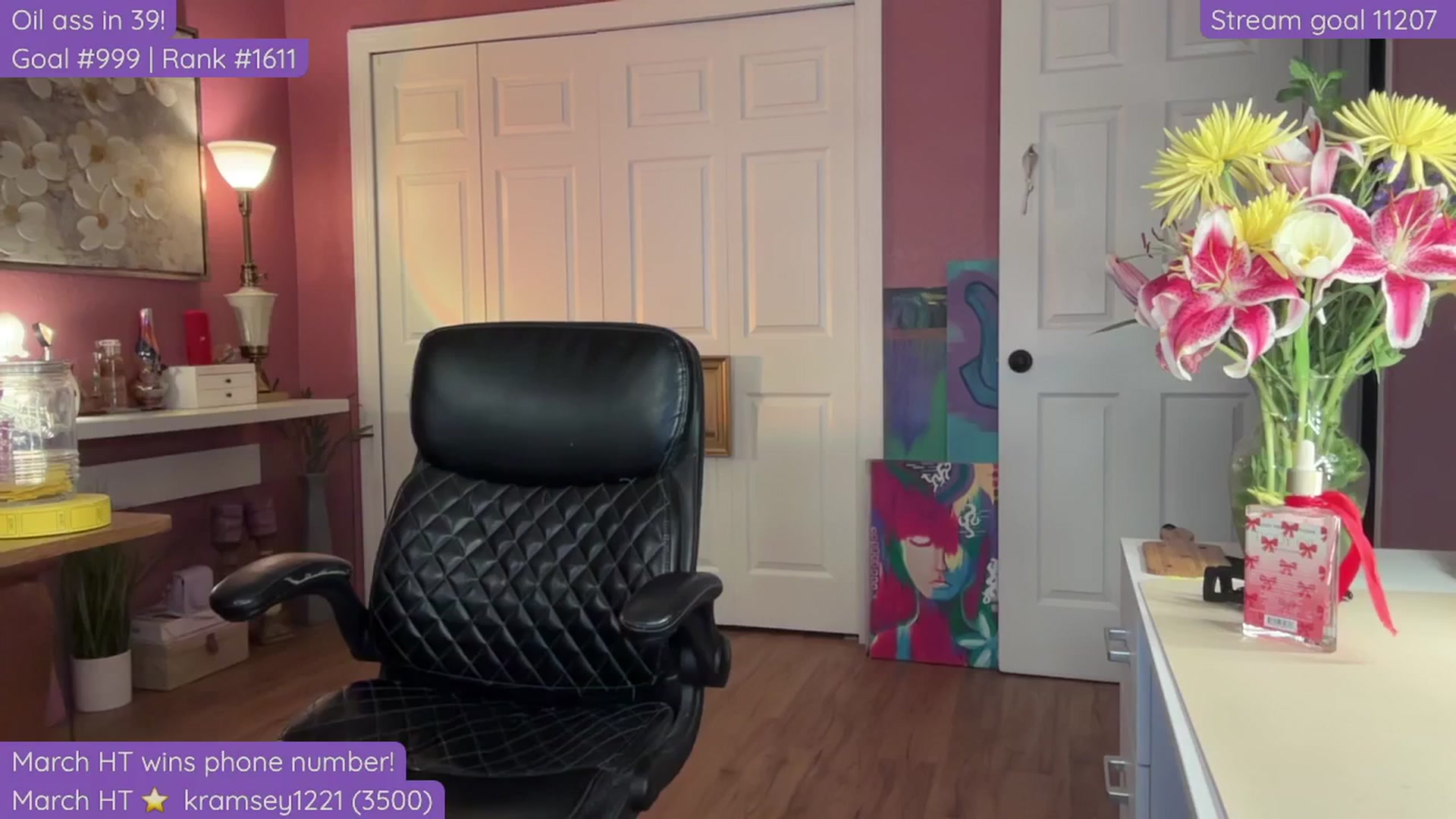 Gallery image thumbnail from Cleverrr_K's myfreecams stream on, 03/25/2025, 01:33 image 15 of 20