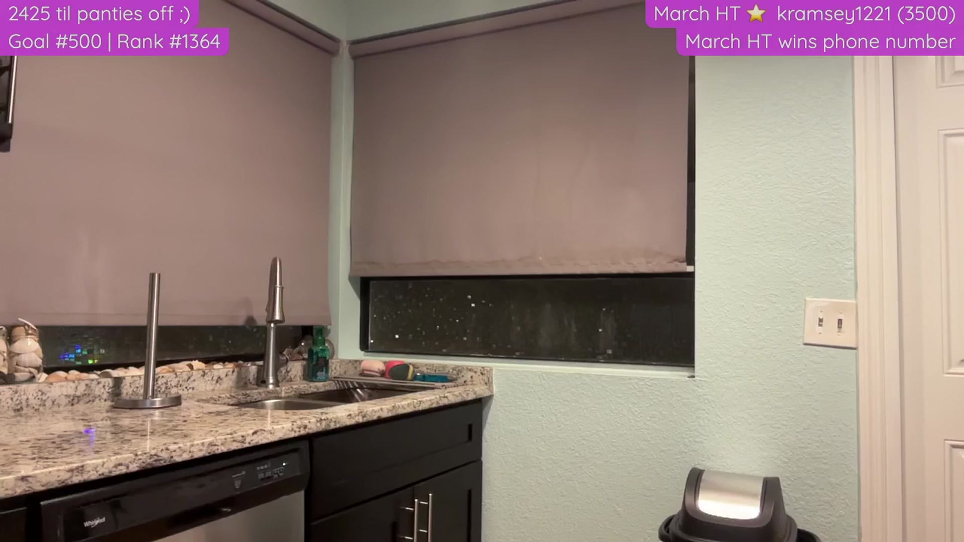 Gallery image thumbnail from Cleverrr_K's myfreecams stream on, 03/31/2025, 05:33 image 13 of 20