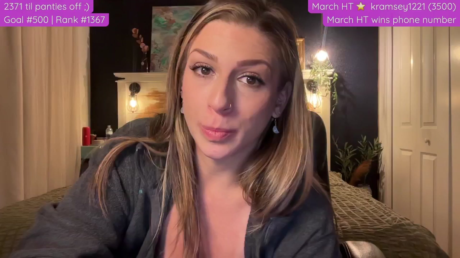 Gallery image thumbnail from Cleverrr_K's myfreecams stream on, 03/31/2025, 05:33 image 18 of 20