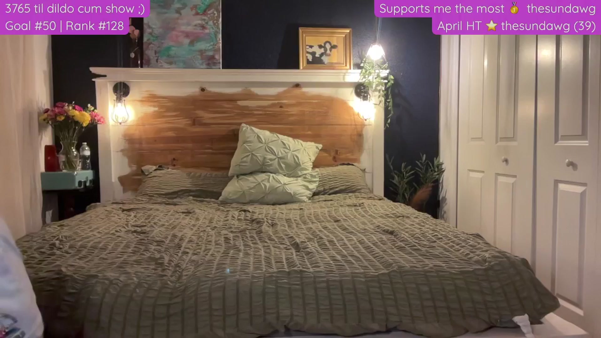 Gallery image thumbnail from Cleverrr_K's myfreecams stream on, 04/01/2025, 08:05 image 14 of 20