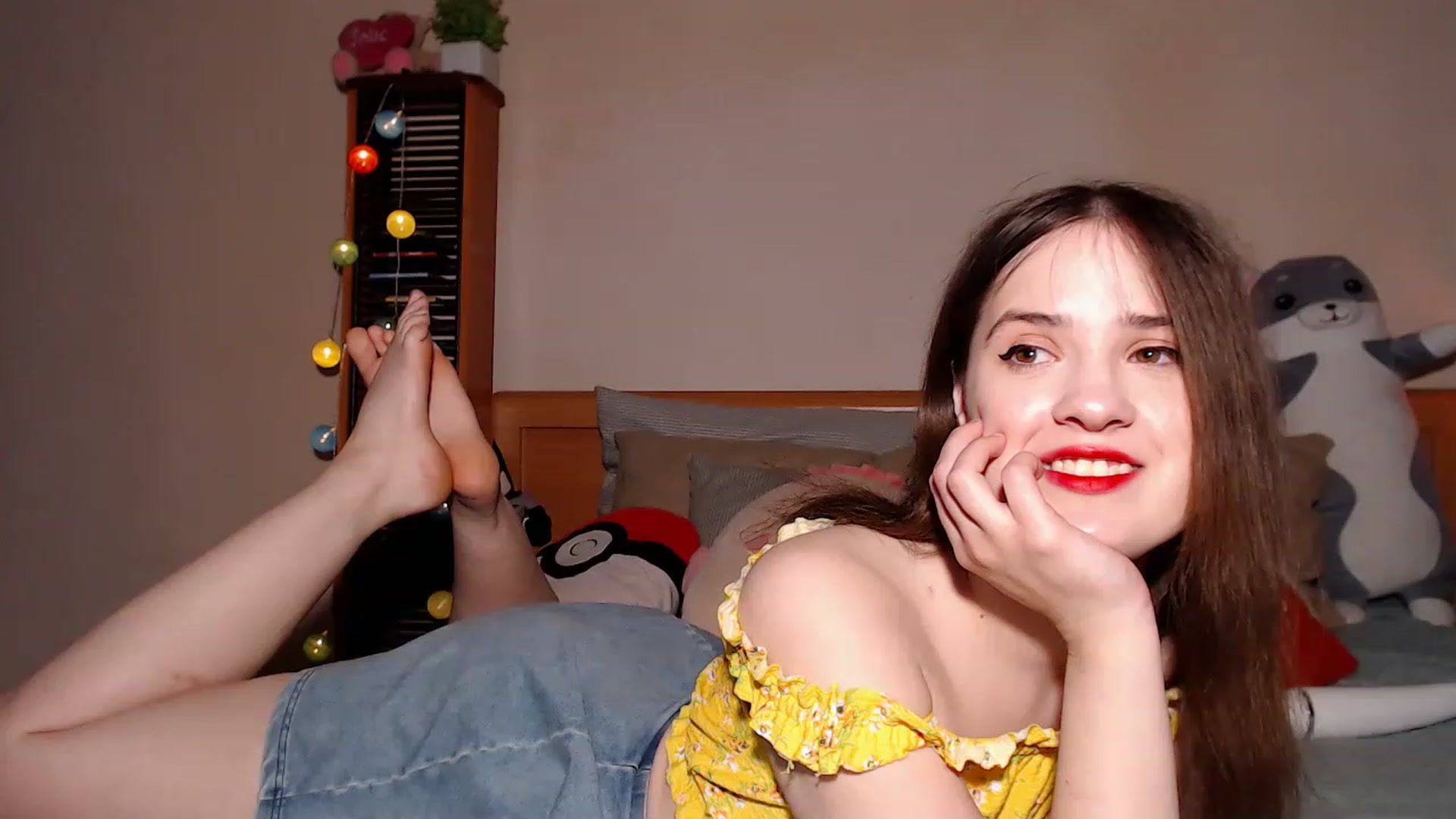 Gallery image thumbnail from ClickGirl's myfreecams stream on, 05/22/2023, 01:50 image 8 of 20