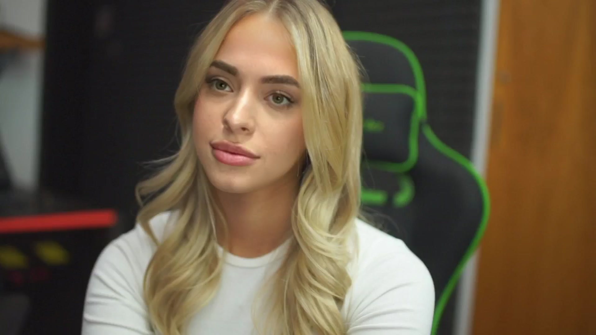 Gallery image thumbnail from ClipPetite's myfreecams stream on, 11/30/2024, 19:21 image 7 of 20