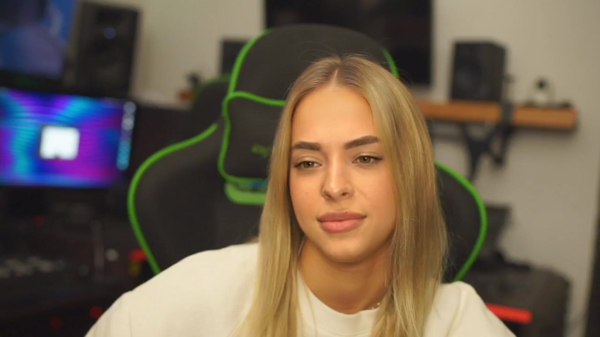 Gallery image thumbnail from ClipPetite's myfreecams stream on, 12/14/2024, 17:49 image 2 of 20