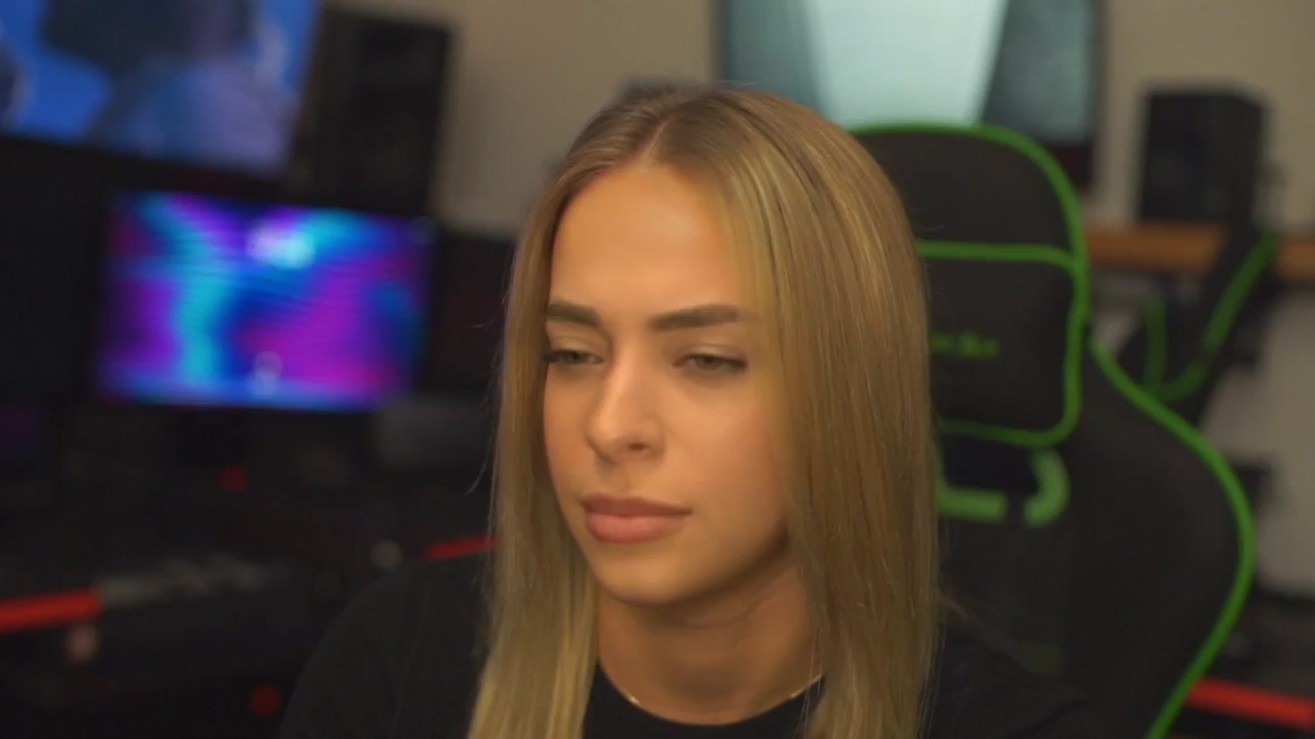 Gallery image thumbnail from ClipPetite's myfreecams stream on, 12/21/2024, 17:46 image 1 of 20