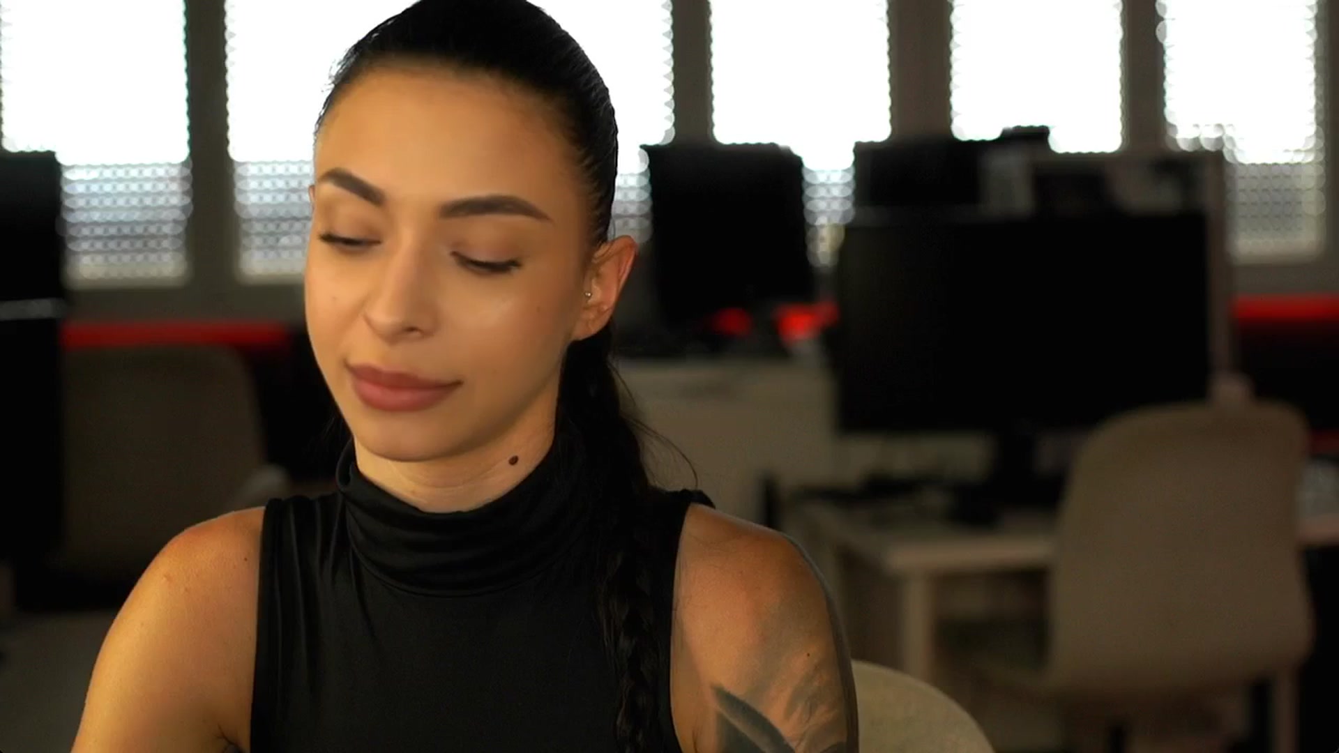 Gallery image thumbnail from ClipPetite's myfreecams stream on, 06/25/2025, 16:35 image 14 of 20