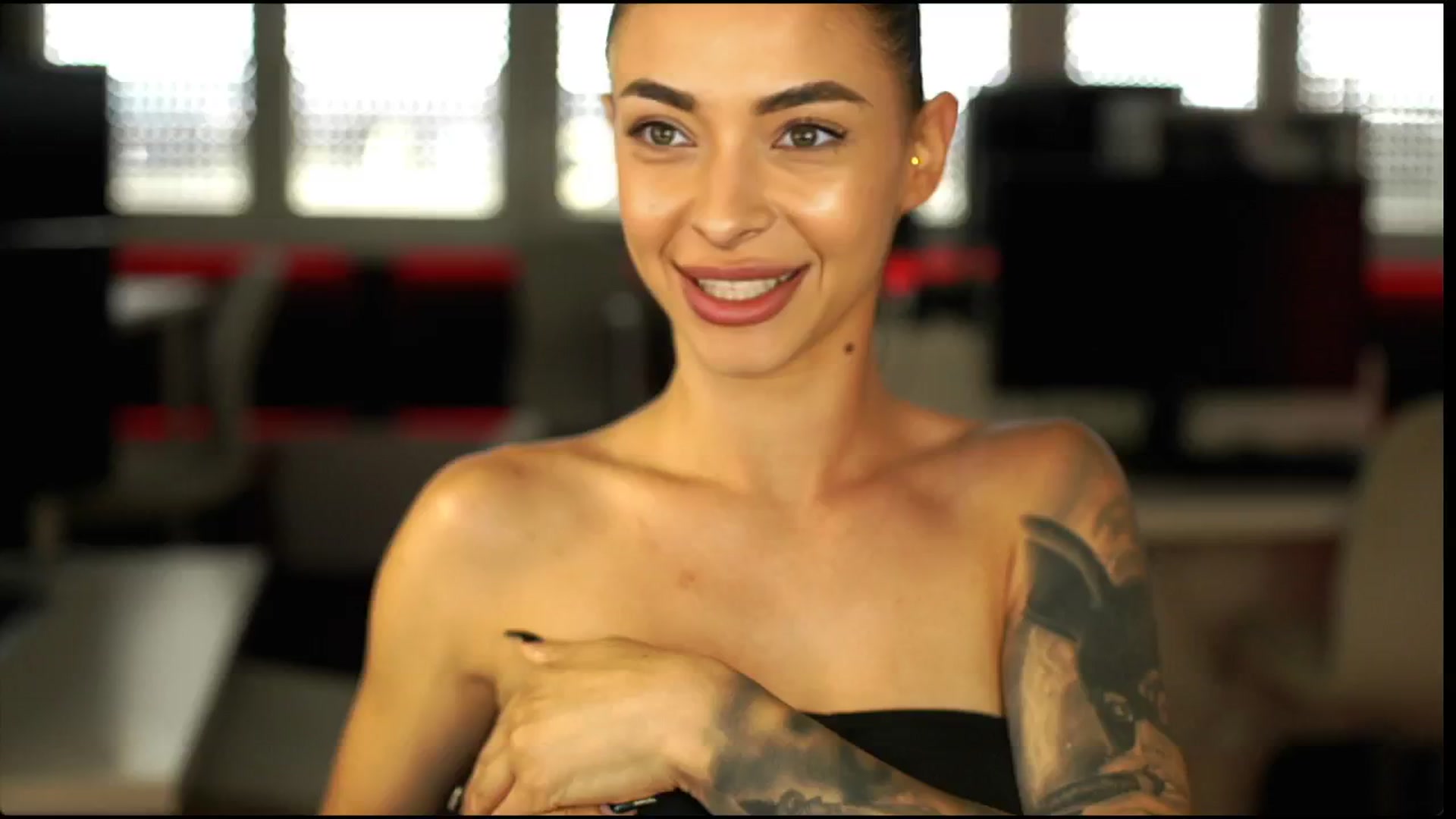 Gallery image thumbnail from ClipPetite's myfreecams stream on, 06/27/2025, 15:57 image 3 of 20