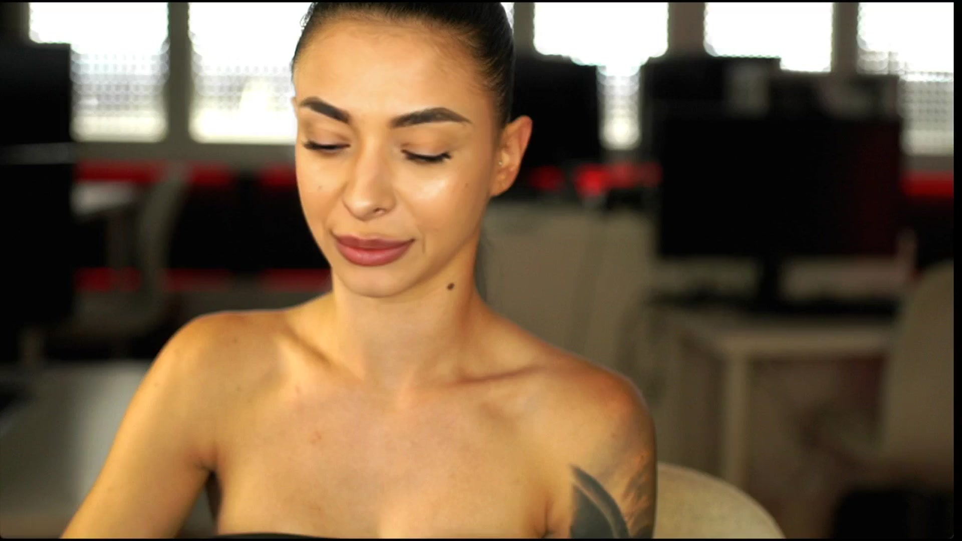 Gallery image thumbnail from ClipPetite's myfreecams stream on, 06/27/2025, 15:57 image 8 of 20